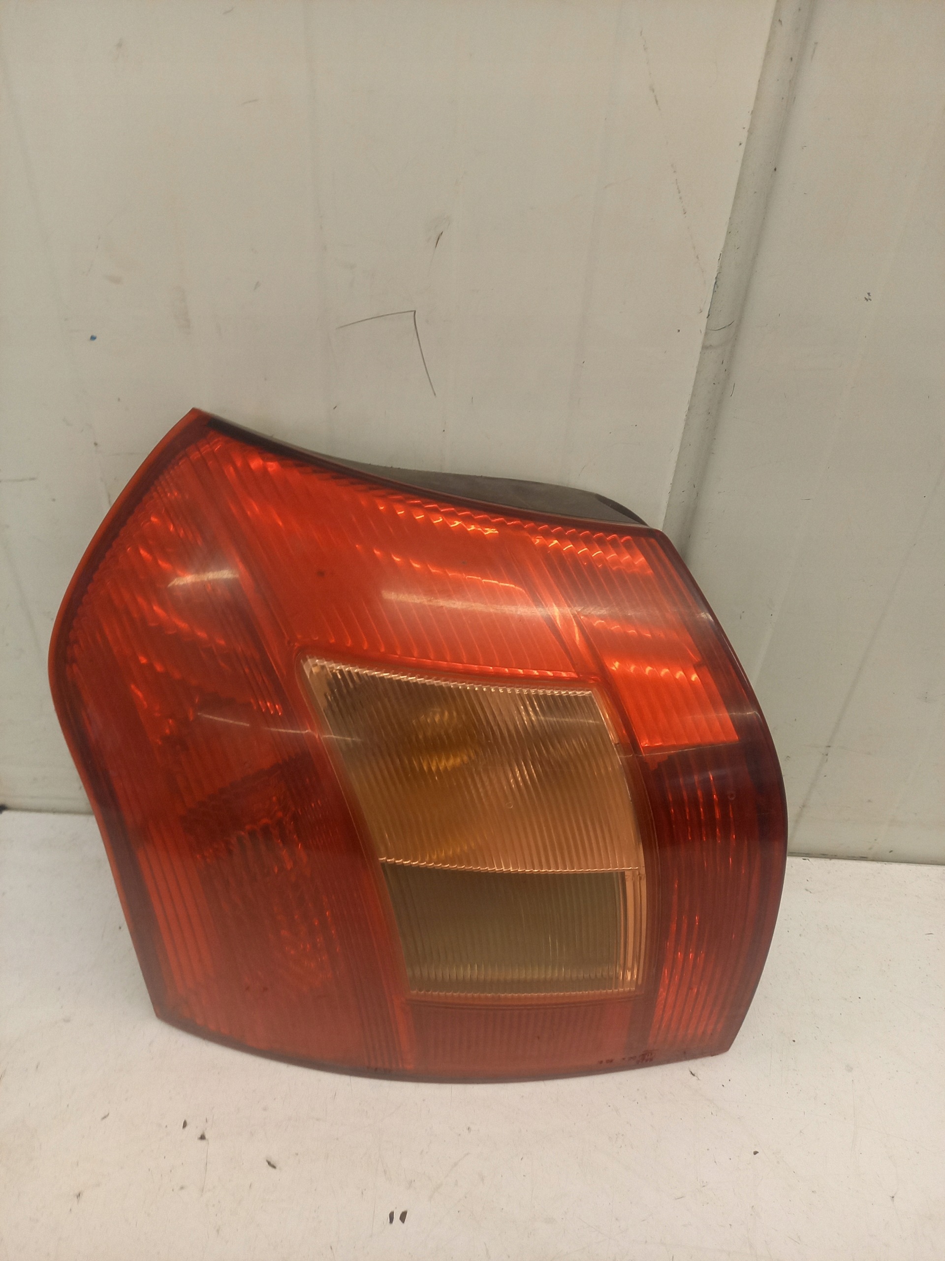 Licht links hinten TOYOTA COROLLA E12