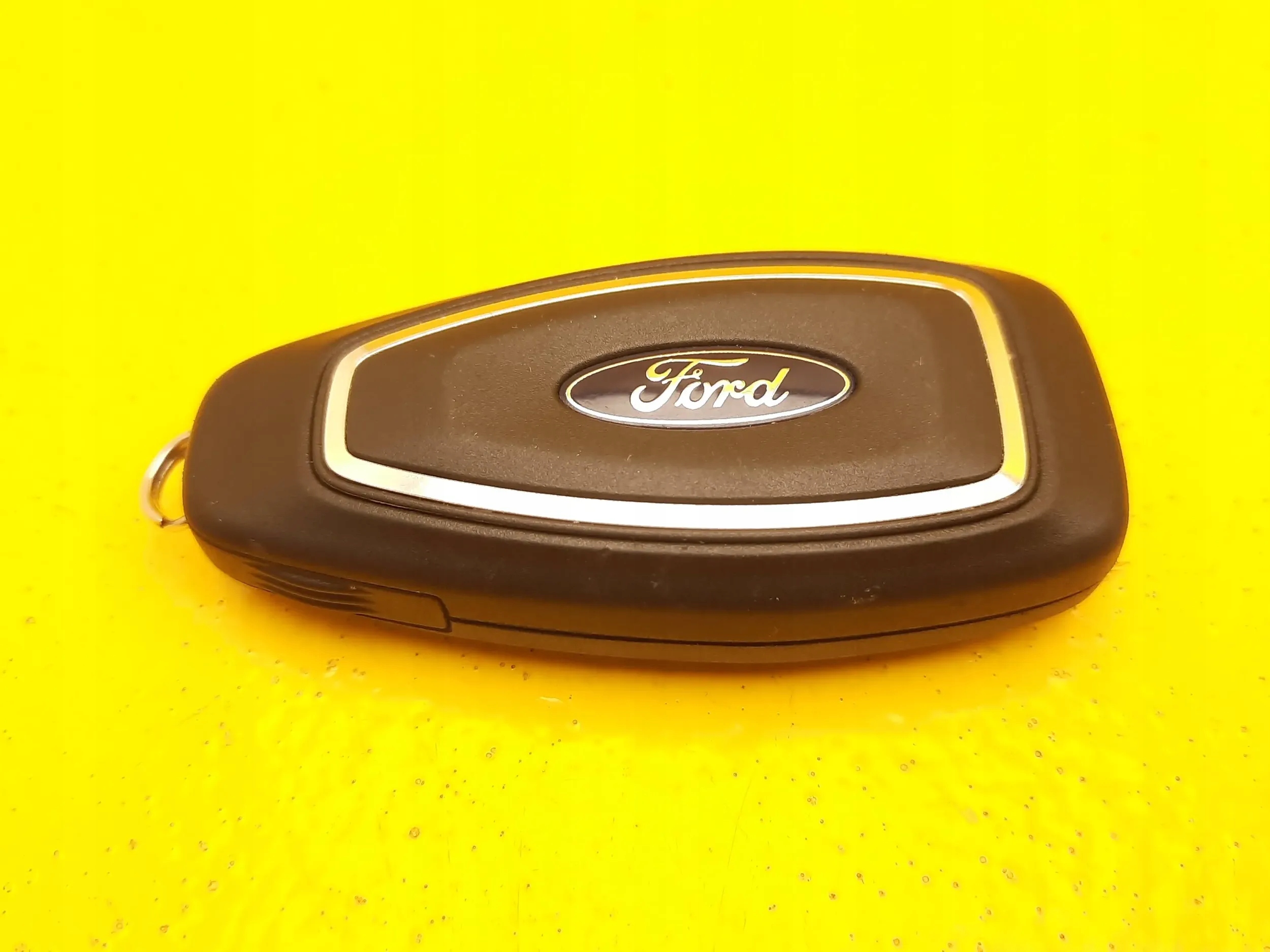 Ford Focus MK4 IV KLUCZYK PILOT 18r.- Typ samochodu Samochody osobowe