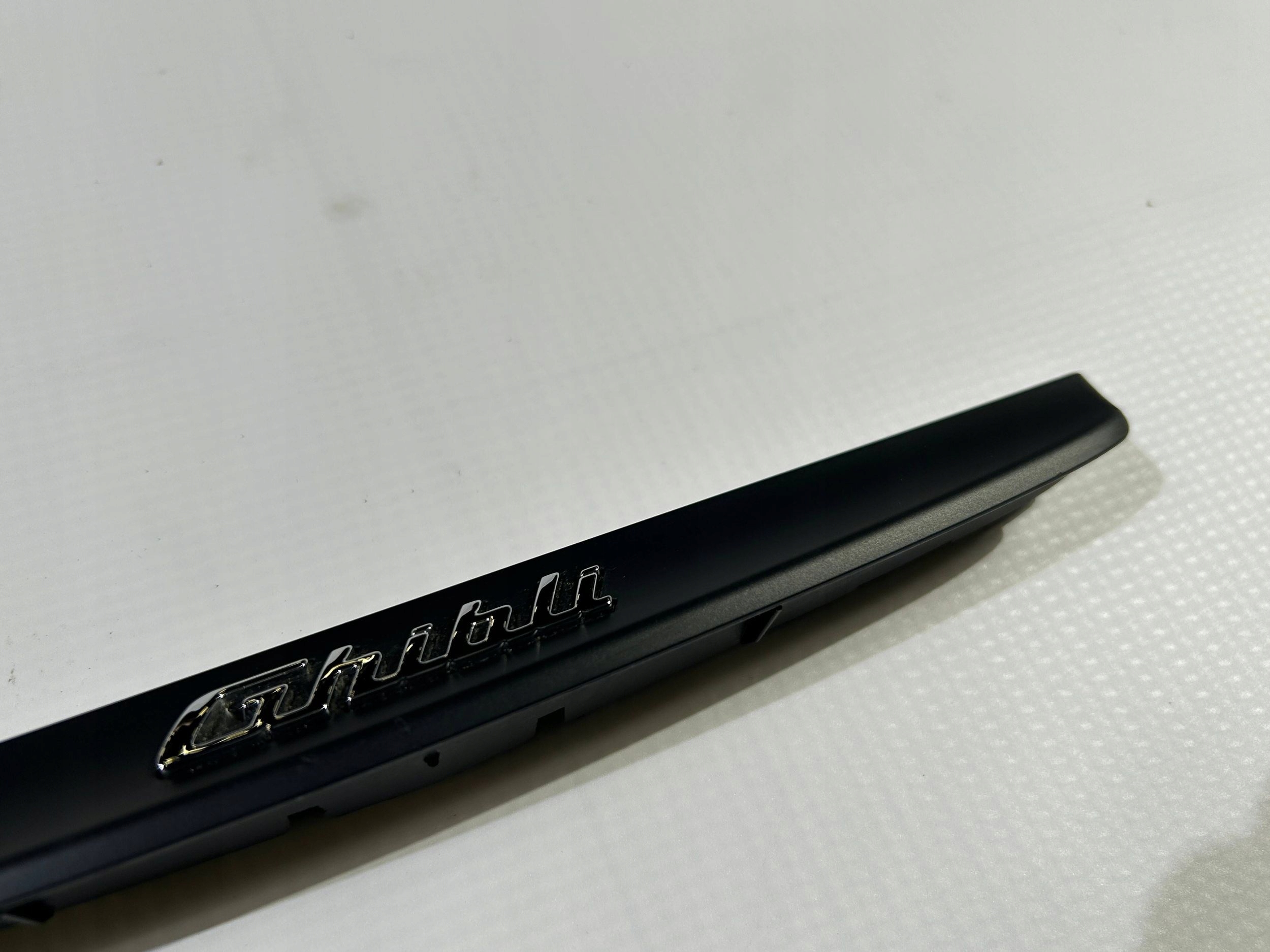 moulding panel dekor konosoli of the dashboard frame Maserati Ghibli M157 2013