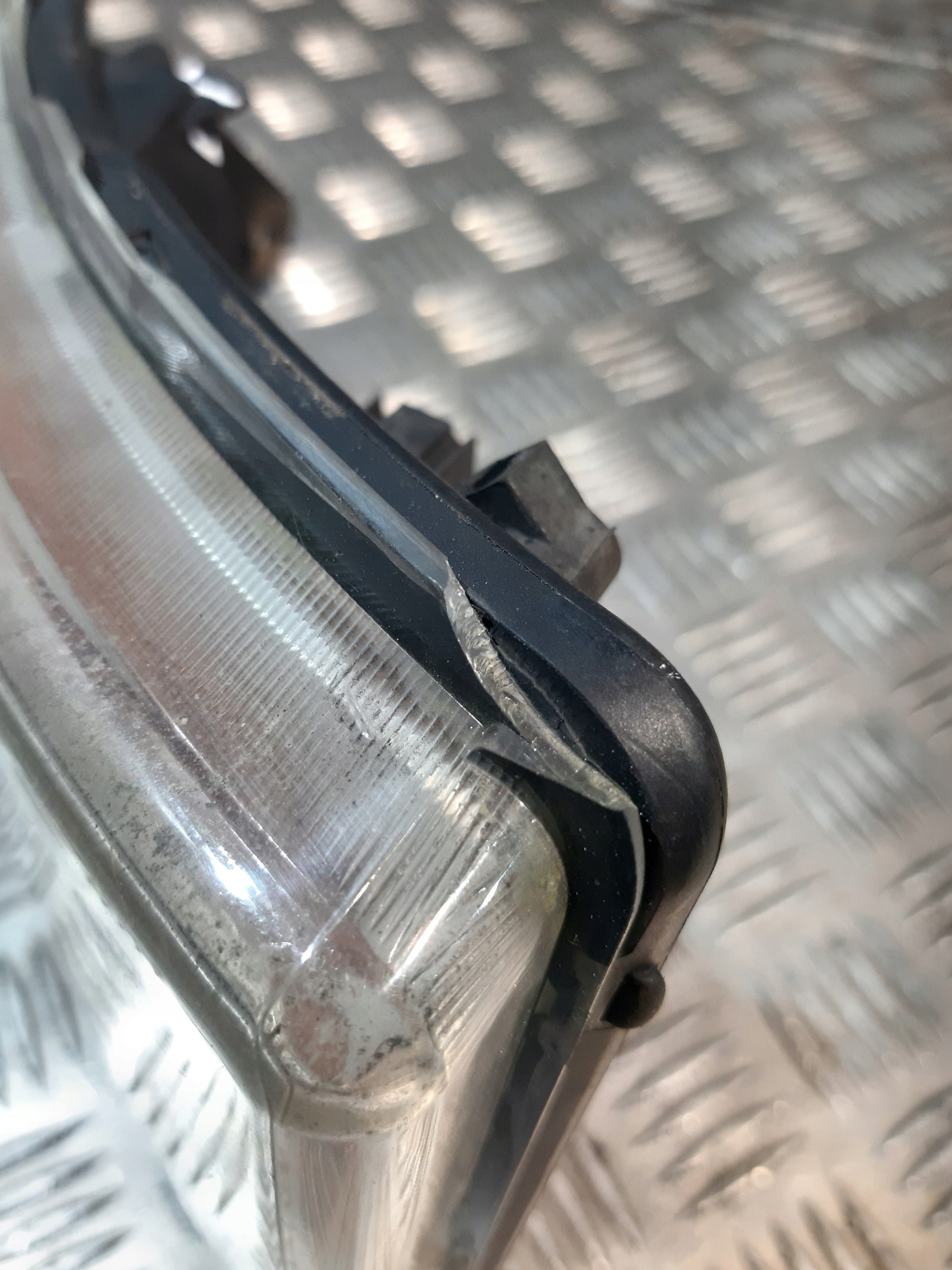 indicator LED right left 1747981 SCANIA P G R T
