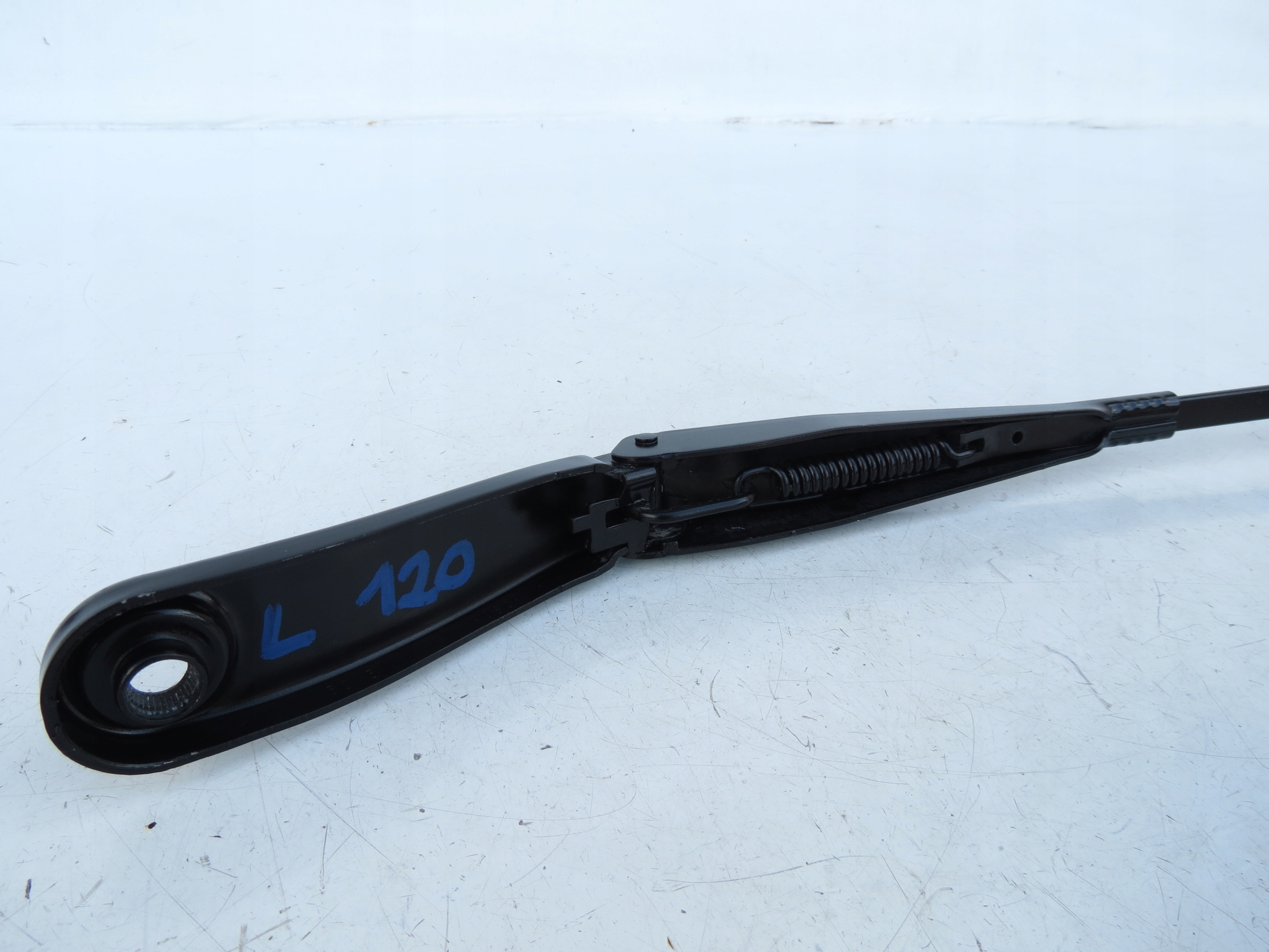 wiper arm left left front front EUROPA 30753525 VOLVO XC60 and