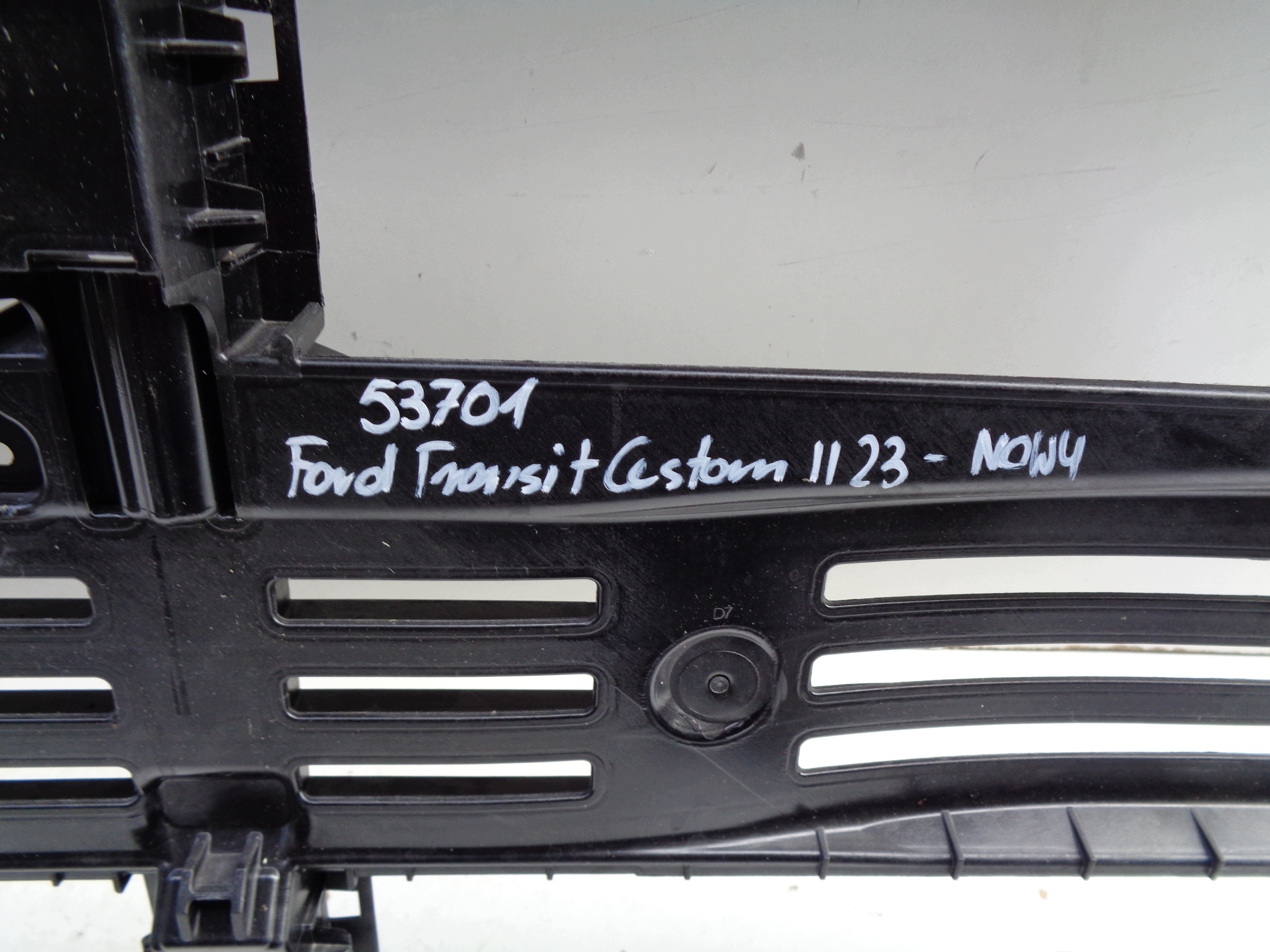 NO-WE-- bar, wall front FORD TRANSIT CUSTOM II 23- NR 53701