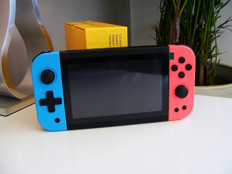 PRZENOŚNA KONSOLA X70 EMULATOR VIDEO GAME 10000 GIER 64GB 7