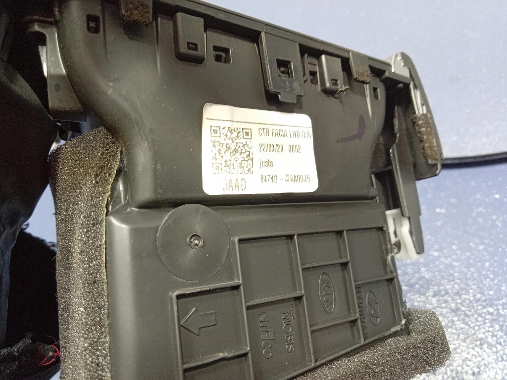 kia CEED III решетки потока воздуха Воздух европа 84740-J7AA0