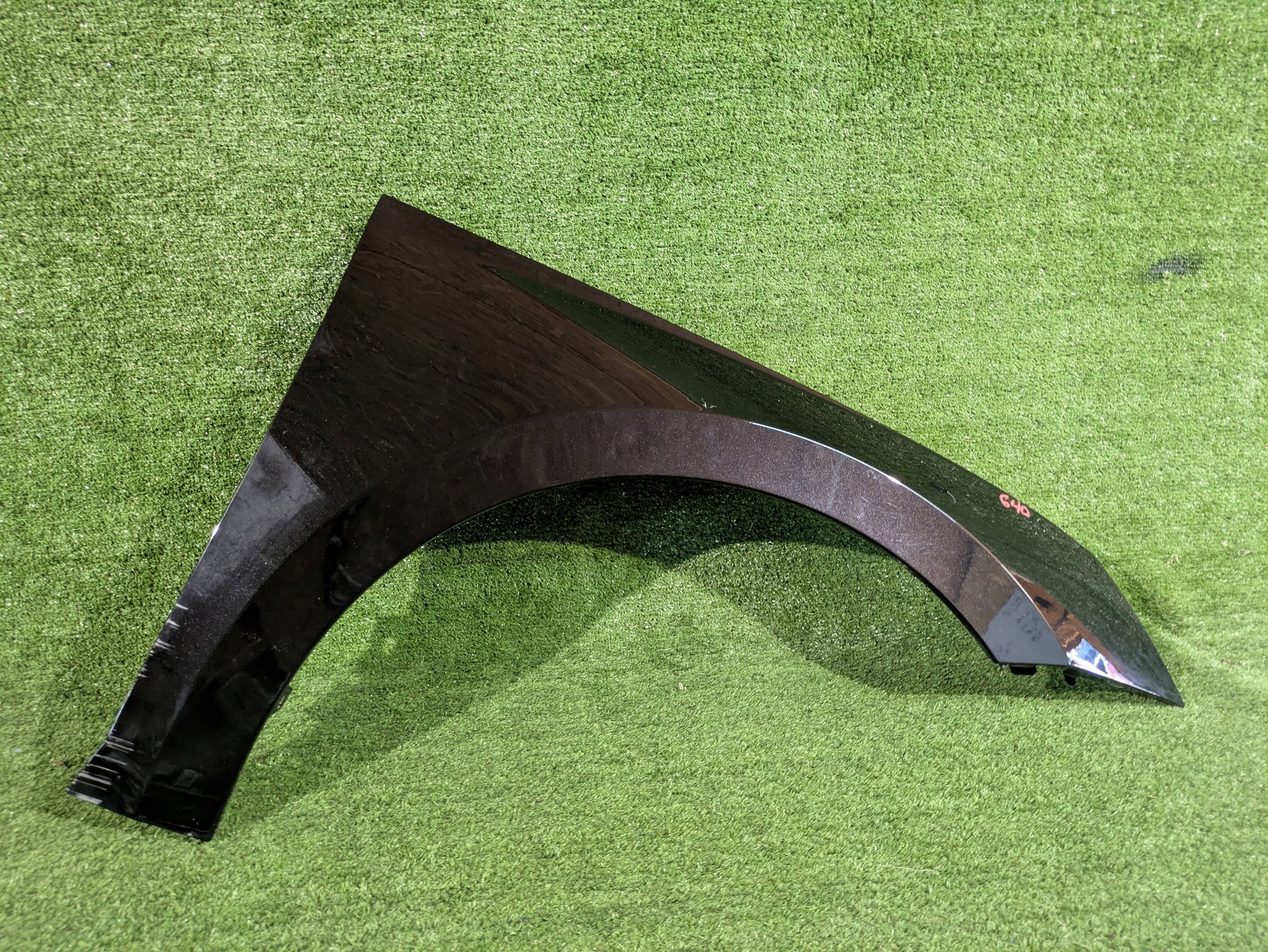 fender front right front SKODA OCTAVIA IV NR.B640