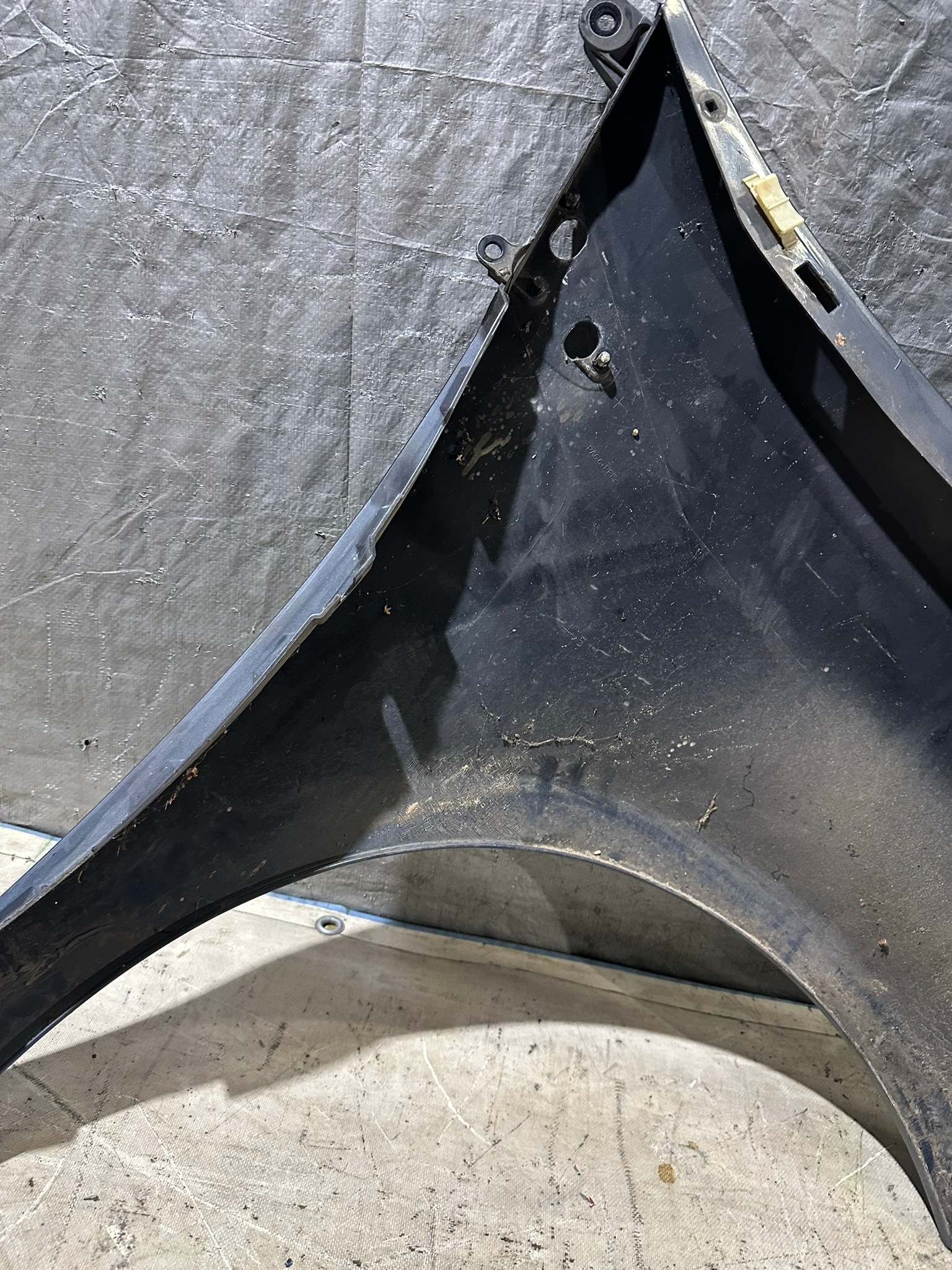 fender left front RENAULT CLIO III