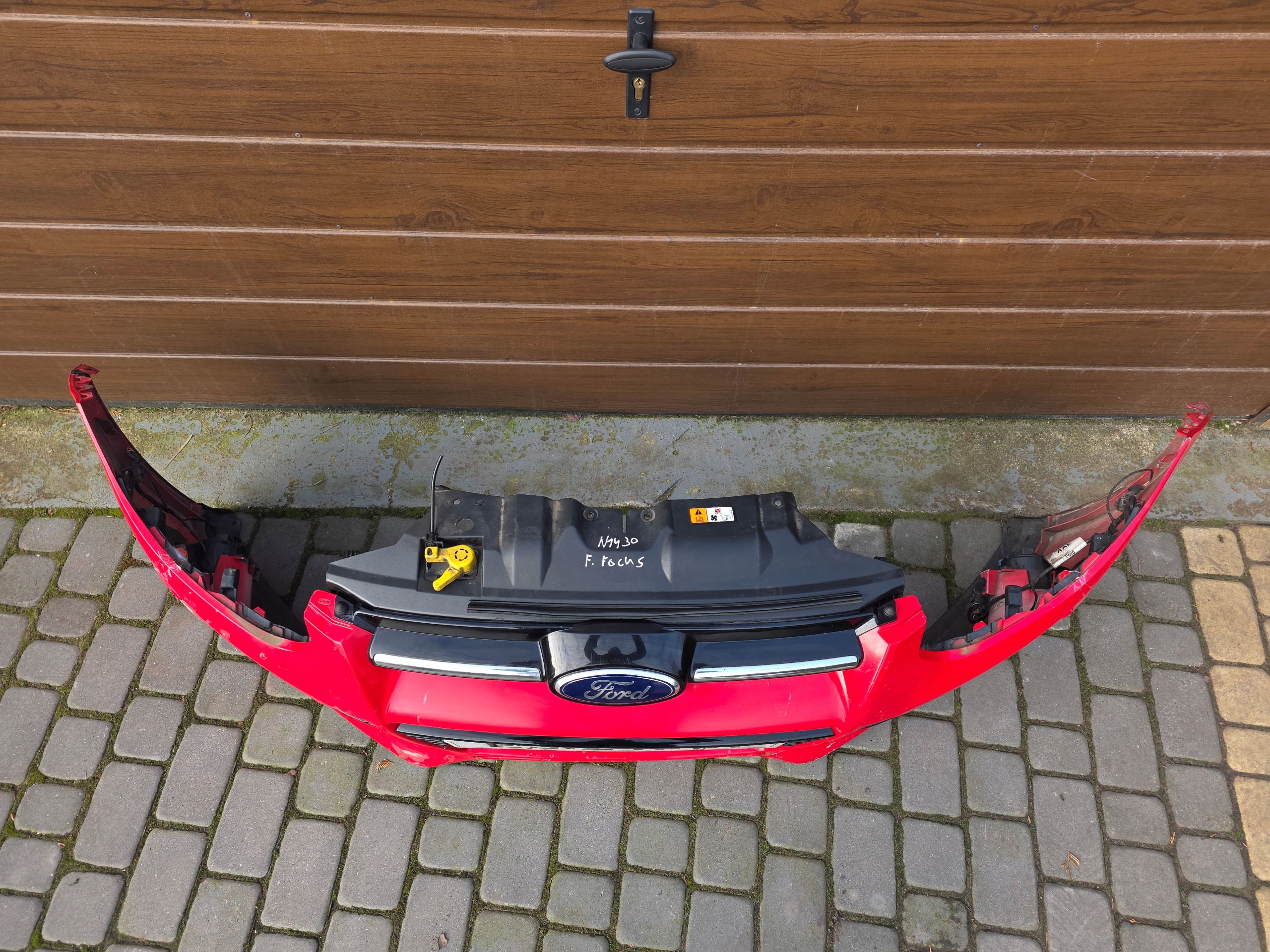 bumper front front Ford Focus MK3 10-14 Xenon 6x pdc ksenon sensors
