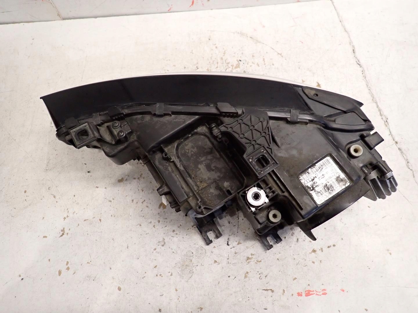 light front front right AUDI A5 LIFT 2012-2016 BI-XENON 8T0941006C