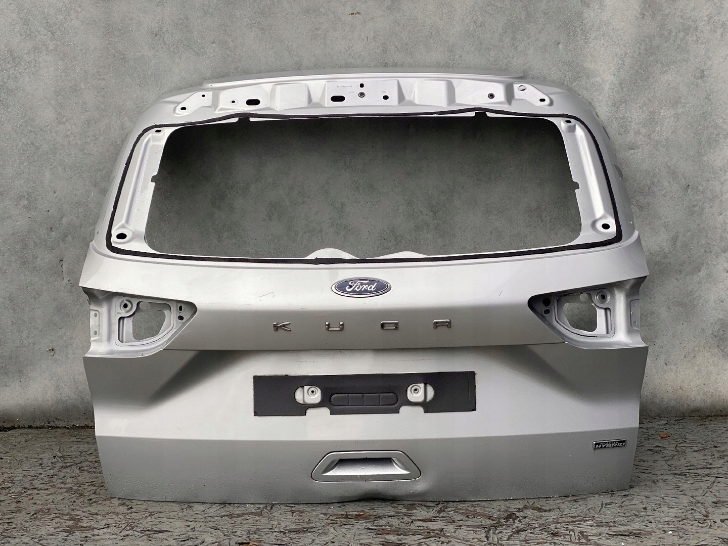 FORD KUGA MK3 KLAPA TYLNA BAGAŻNIKA TYŁ LV4B-S40405-AG