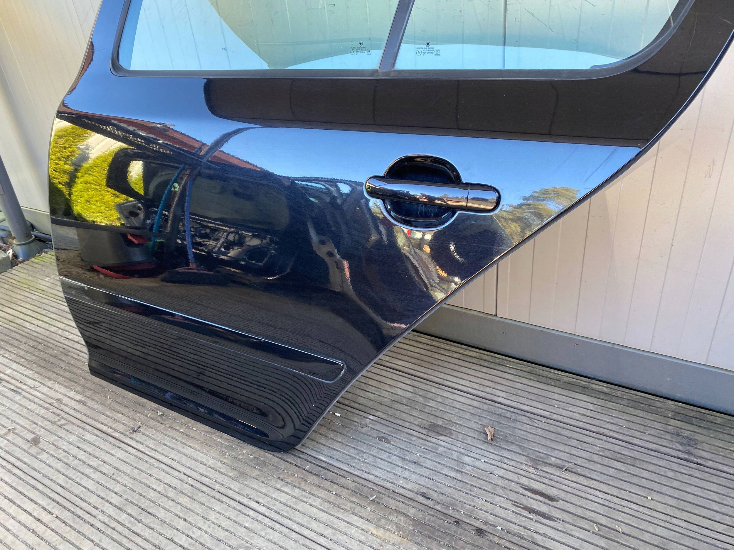 SKODA OCTAVIA II LIFT HB complete door left rear part rear. black