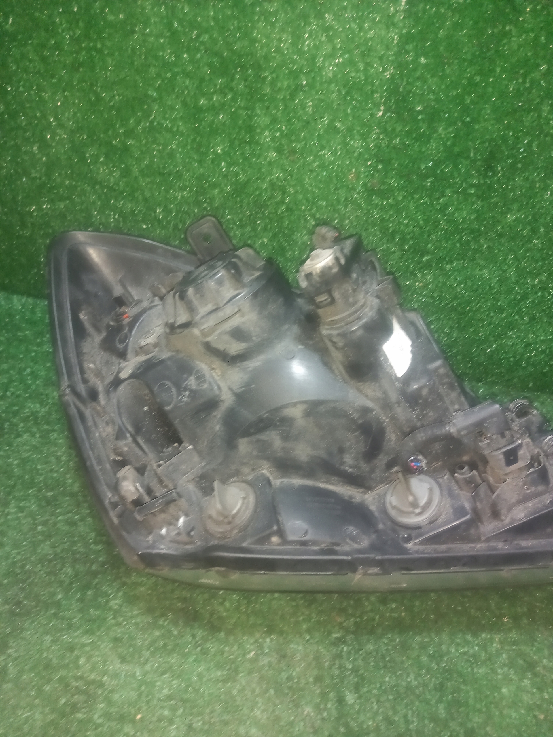 light left front KIA SPORTAGE 1 2005