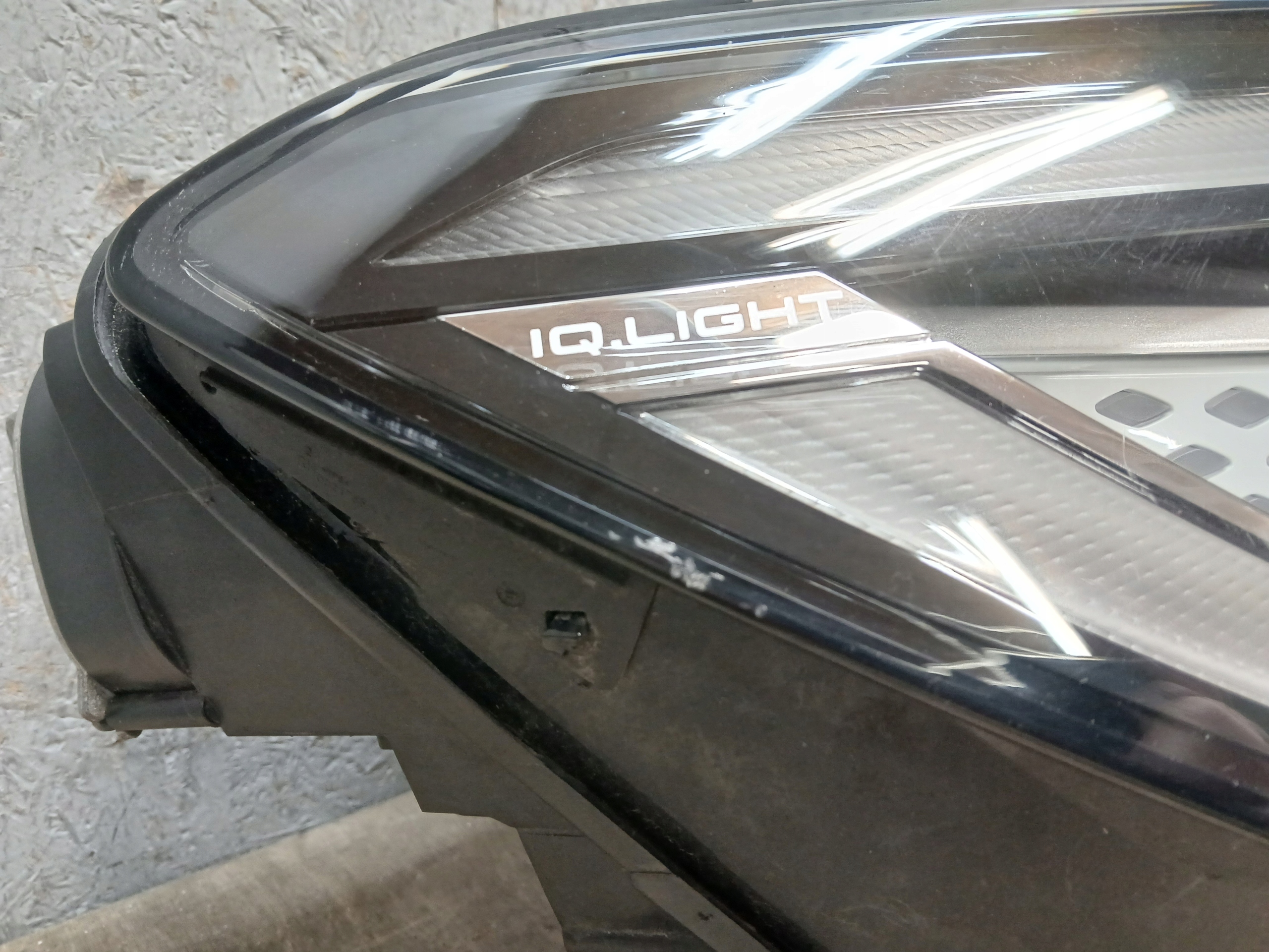 light front right VW ID4 ID-4 ID 4 11B FULL LED 11B941036N