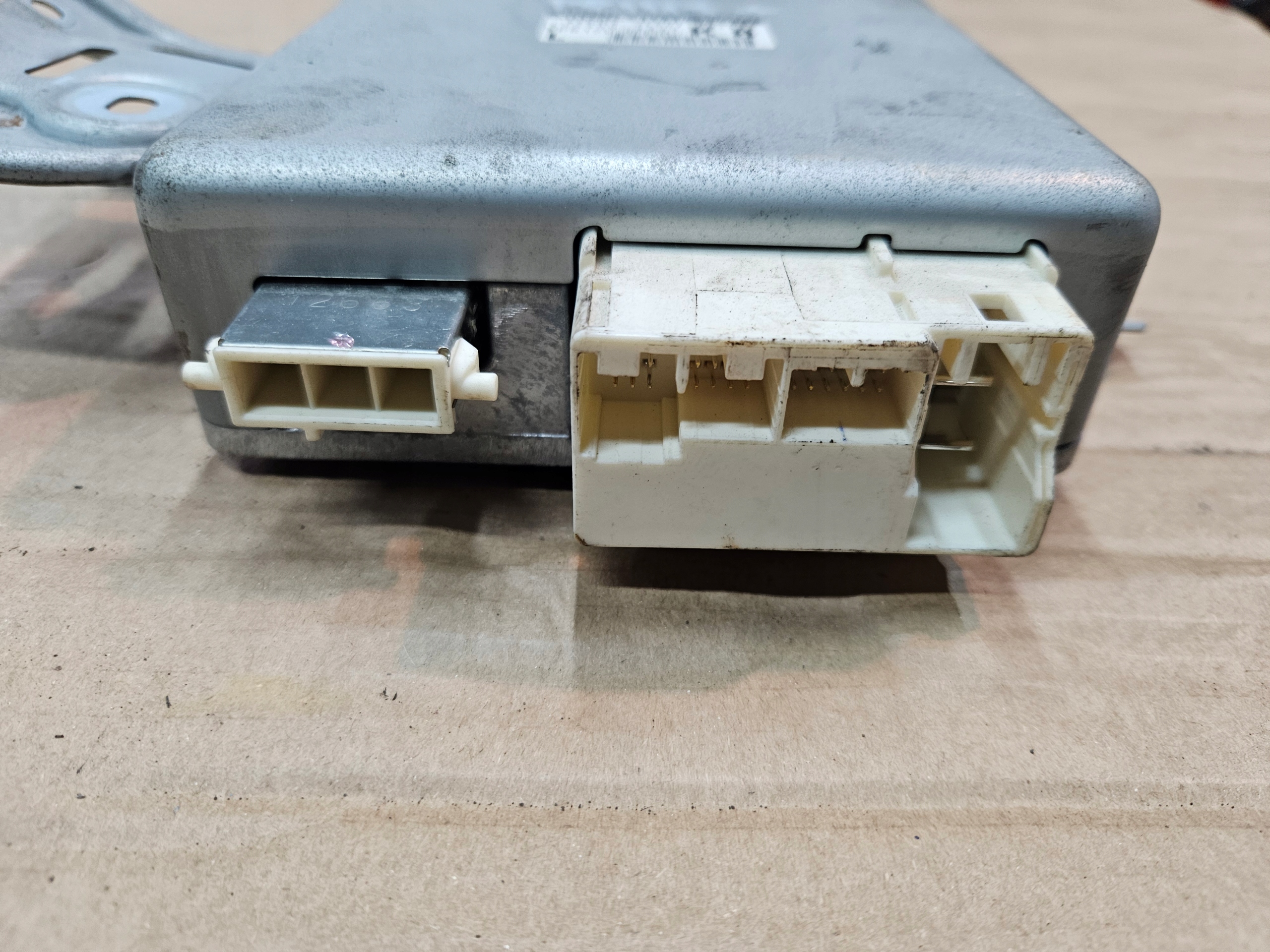 TOYOTA PRIUS PLUS 12-17 MODUŁ WSPOMAGANIA Numer katalogowy części 89650-47411