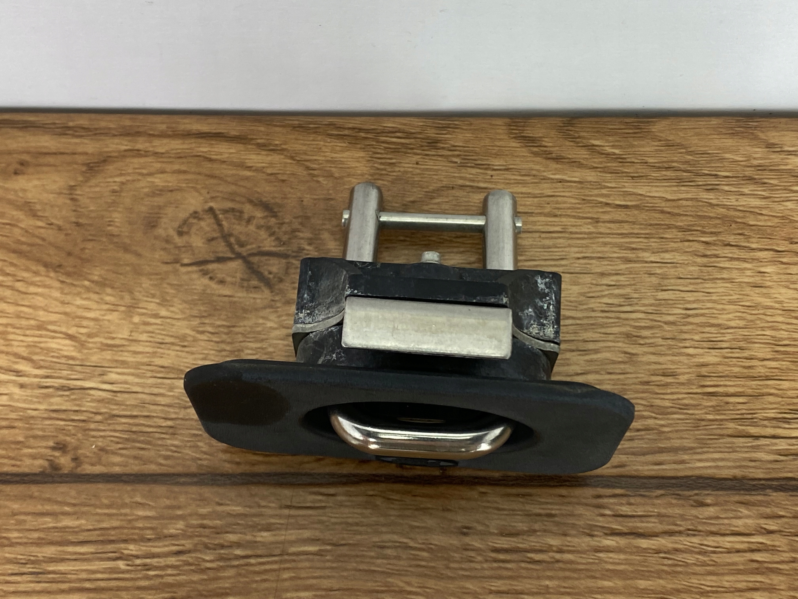 bracket holder paki Ford F150 2021+ USA