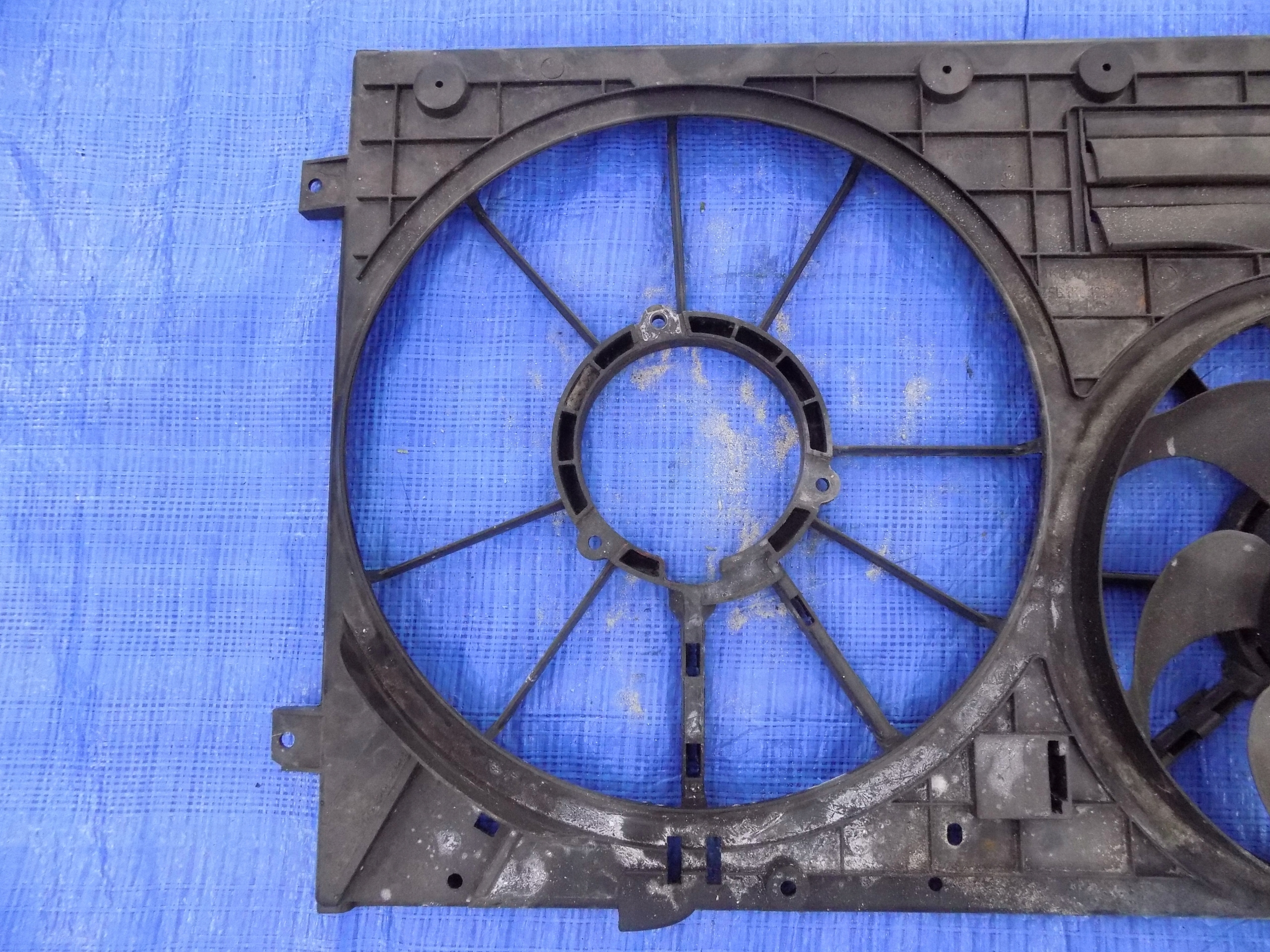 poklopač ventilatora ventilator VW PASSAT B6 B7