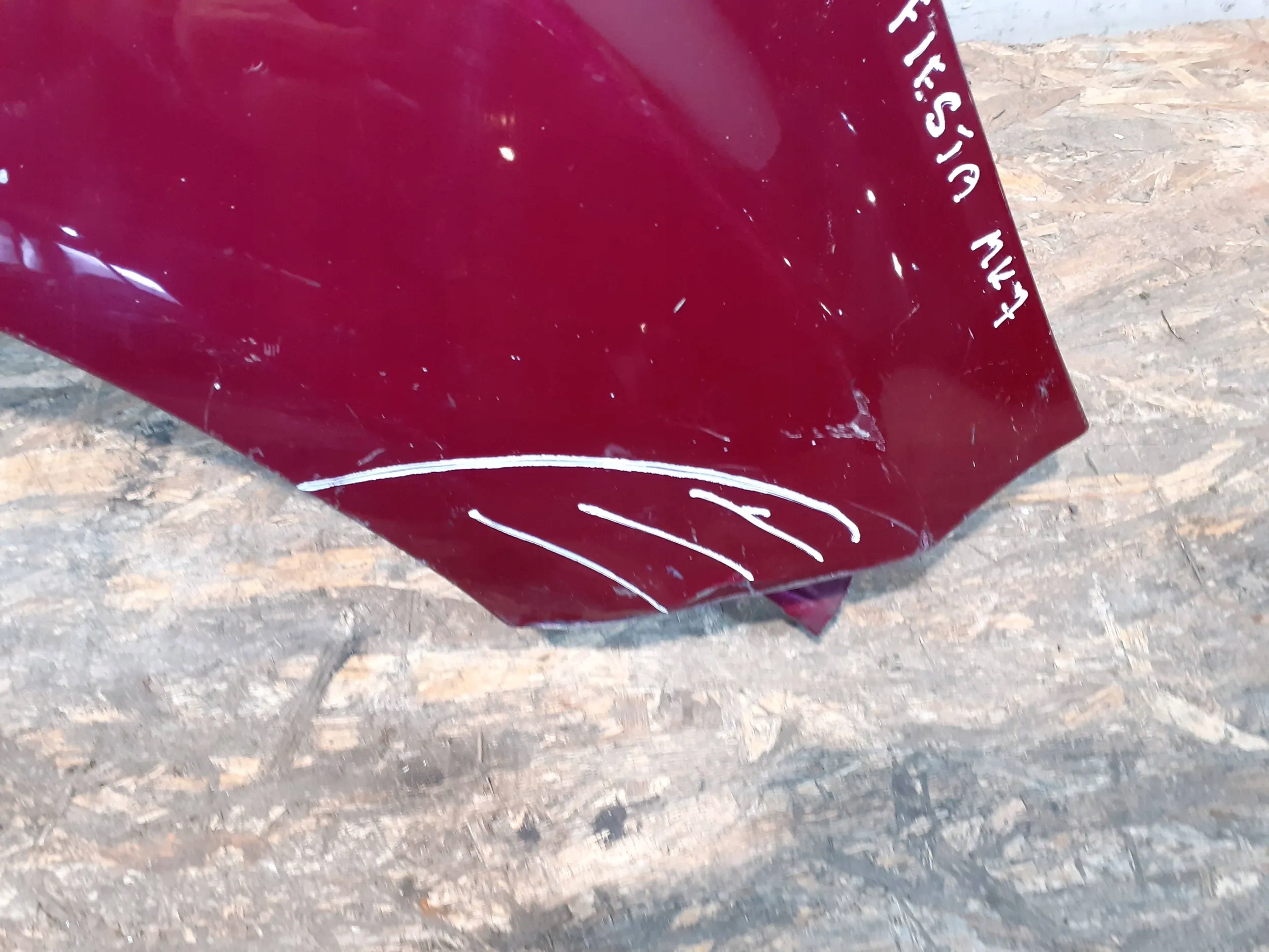 fender front right Ford Fiesta Mk7