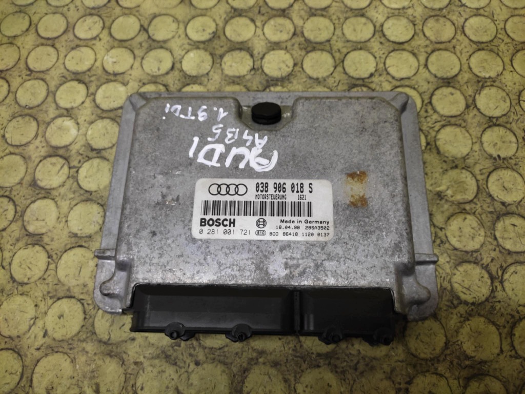 AUDI A4 B5 1.9 TDI control unit of the engine 0281001721