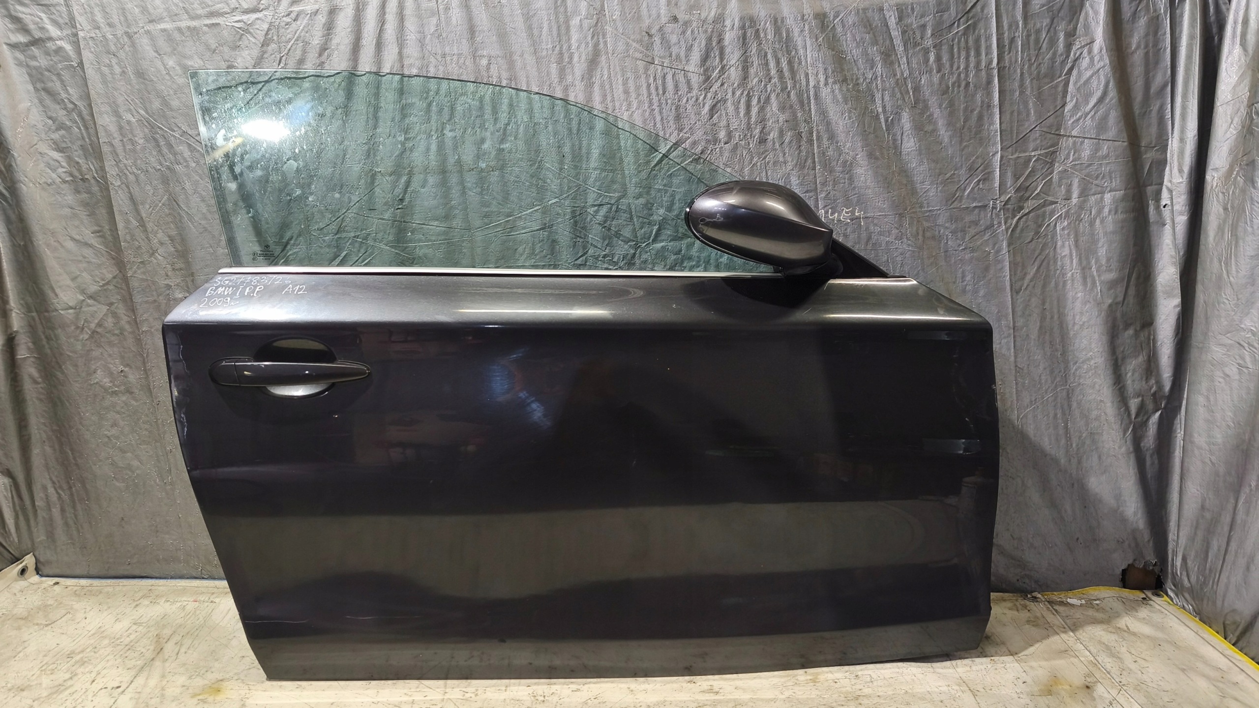 door right front BMW E81 3D 2009r K: A22