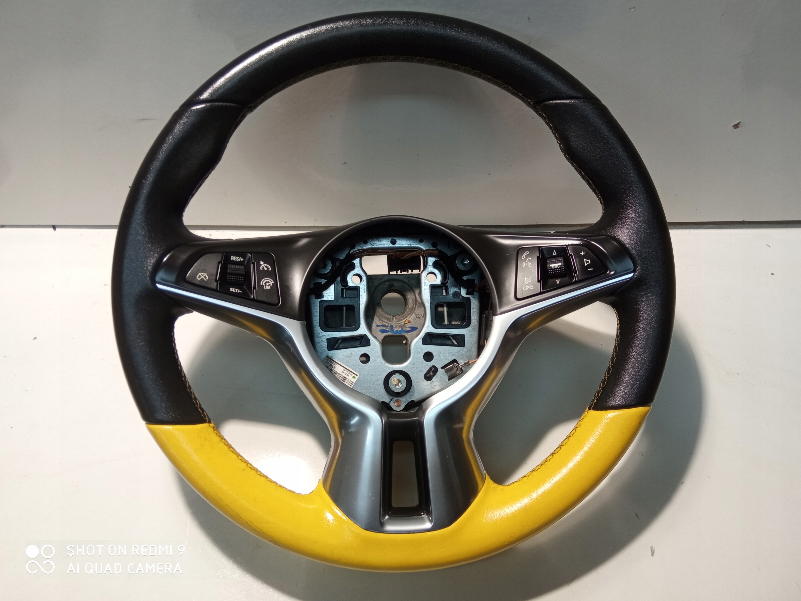 OPEL ADAM lenkrad MULTIFUNKCJA Leder ZOLTA