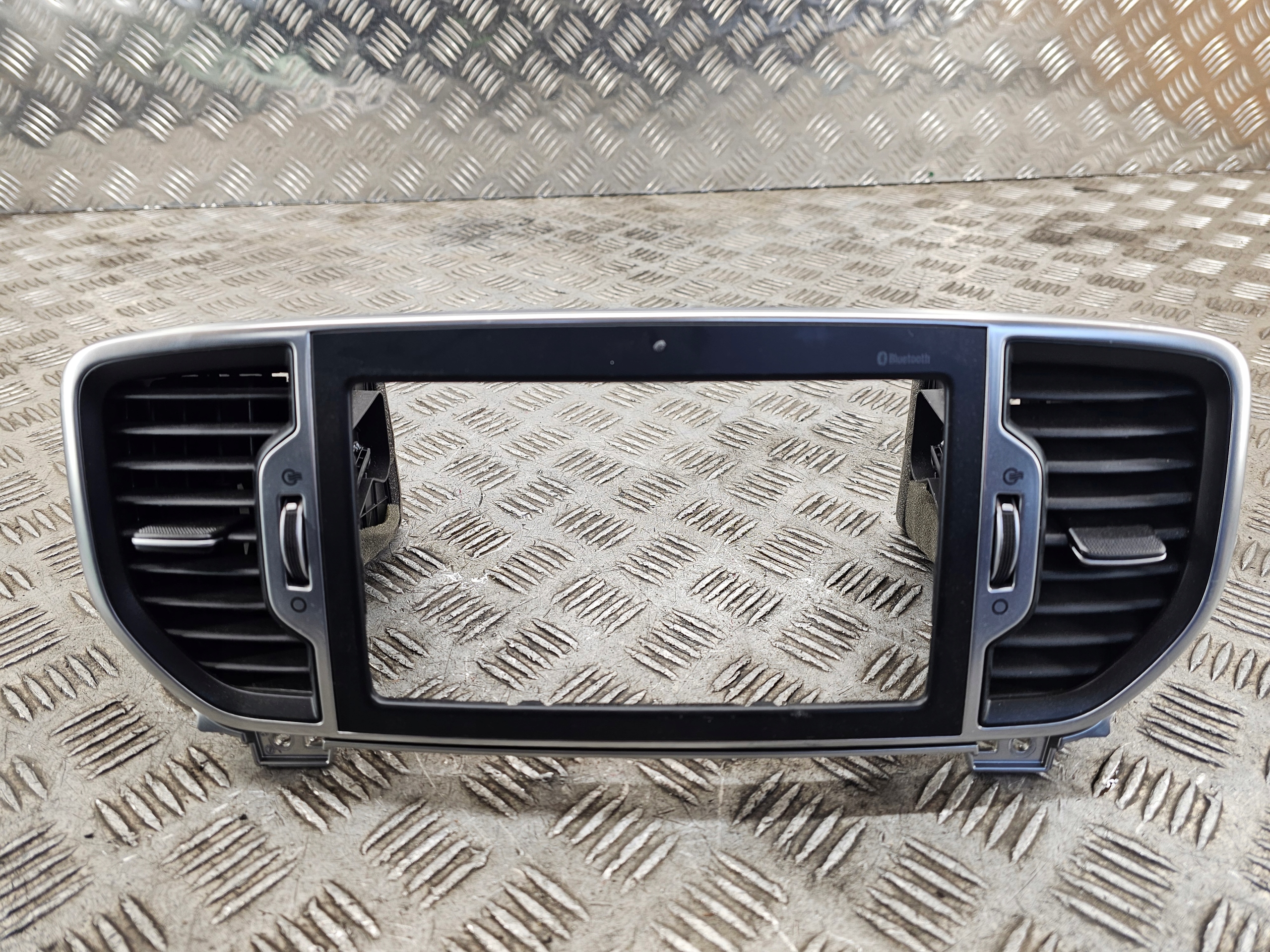 grid air conditioning devices central KIA SPORTAGE IV