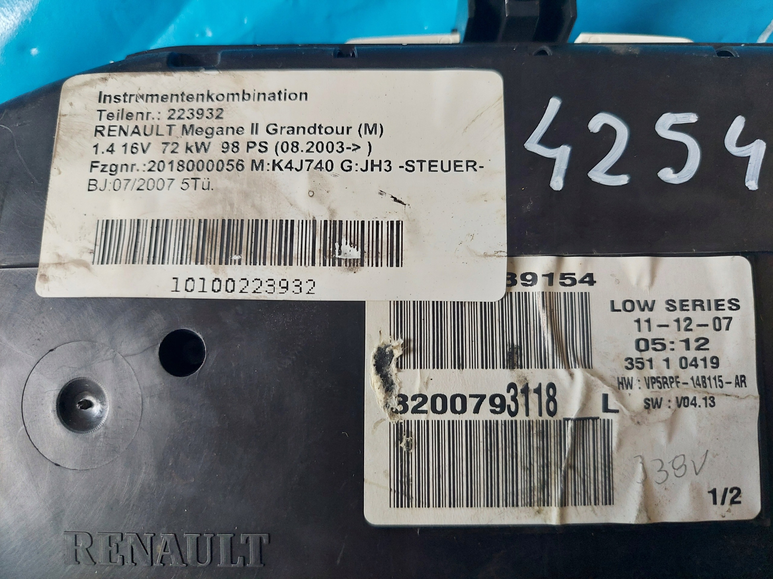 dials clock MEGANE II 1.4 16V 8200793118