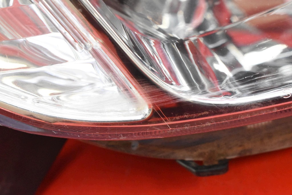 REFLEKTOR right light front EU TOYOTA RAV4 2 II 00-03