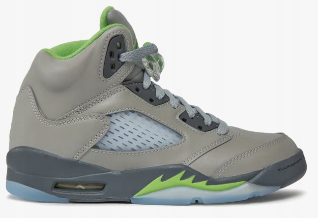 Buty Młodzieżowe Nike do koszykówki Air Jordan 5 Retro DQ3734-003 r. 38
