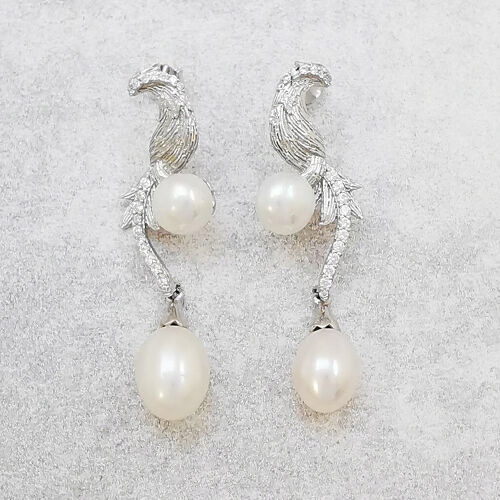 Stříbrné náušnice s perlou a zirkony Paw