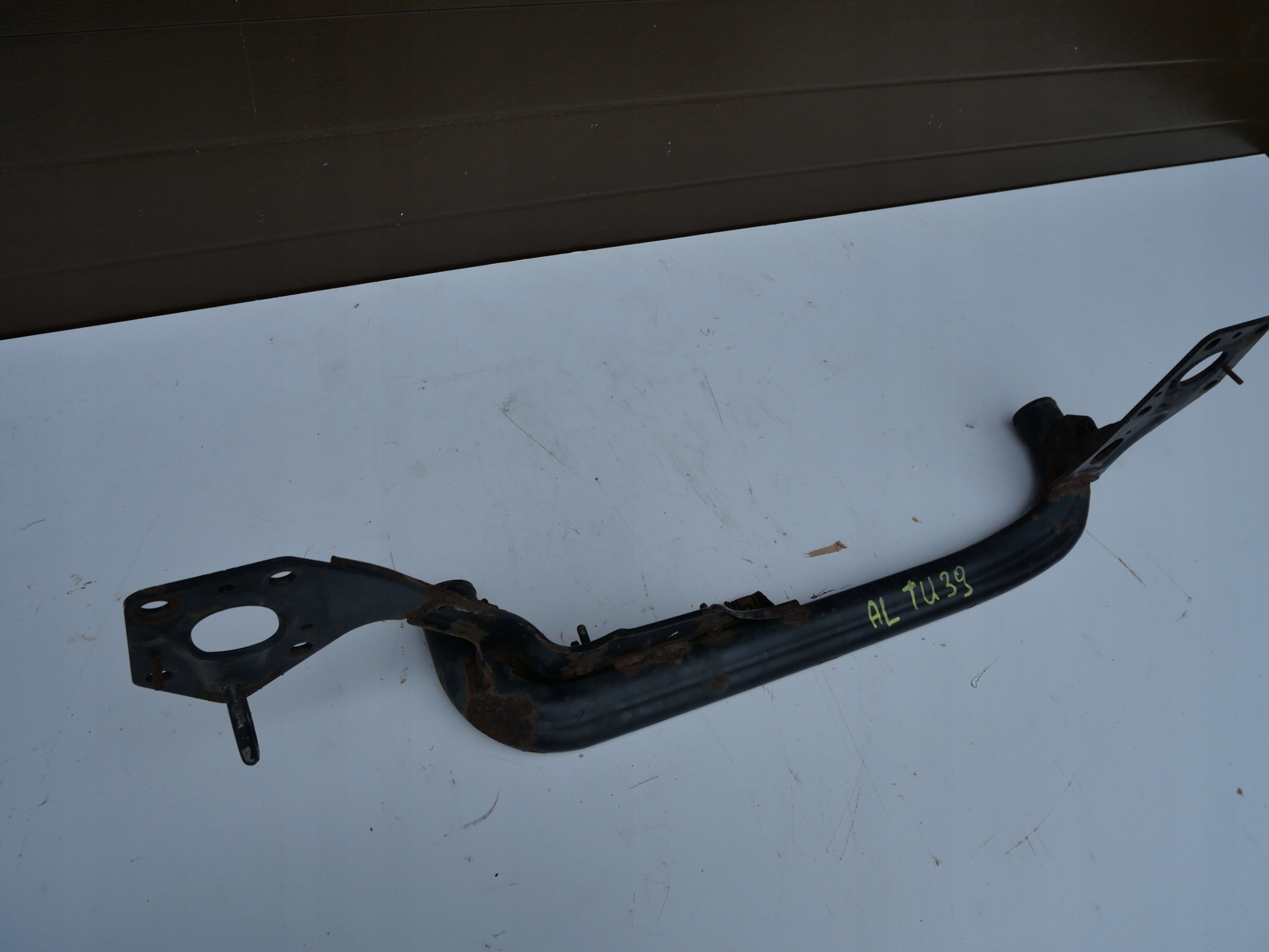 sider pillar lower supports of the front VW PASSAT B5 2.5TDI