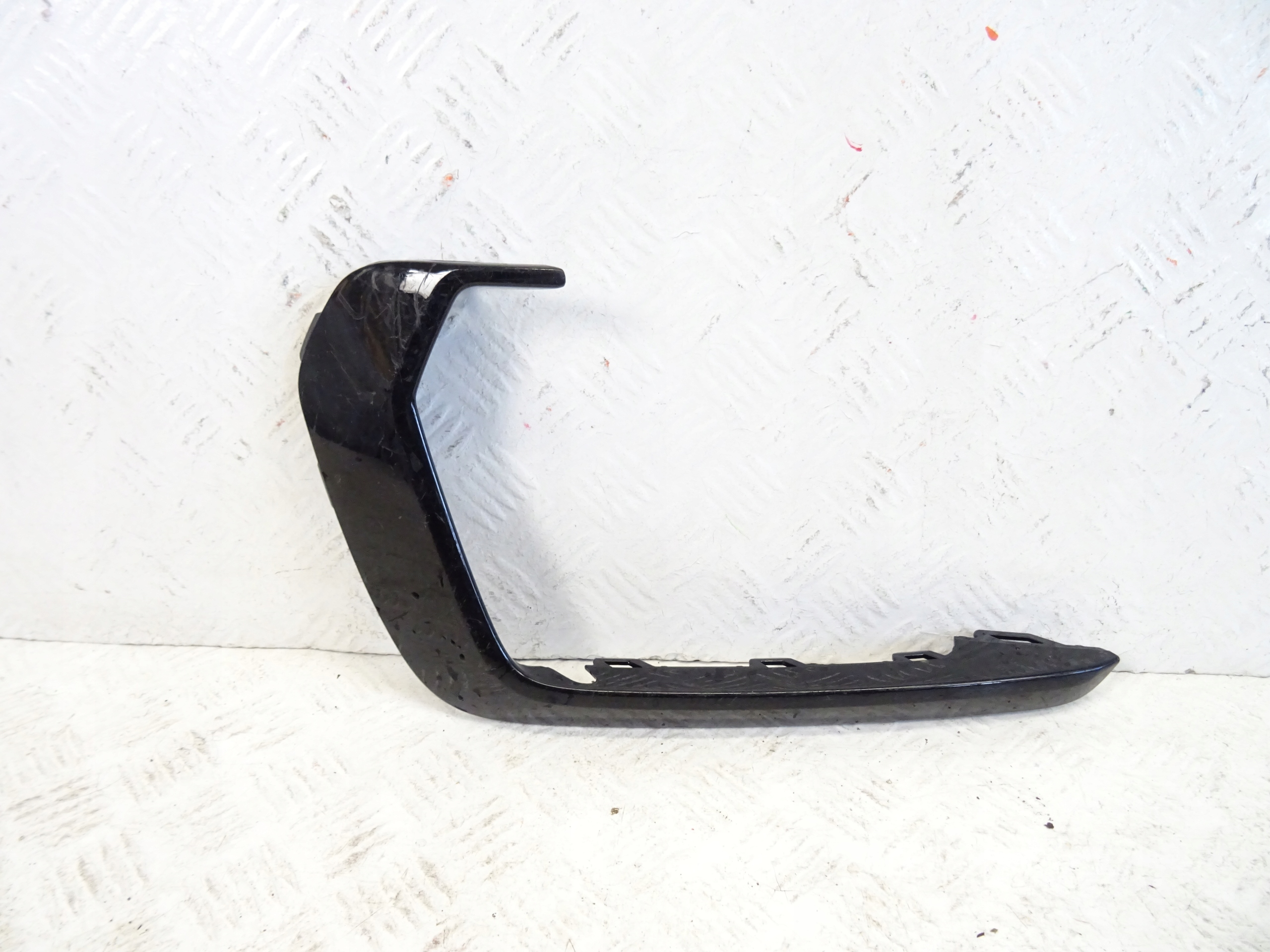 grid of a bumper left front VW GOLF R VII 5G0853101G
