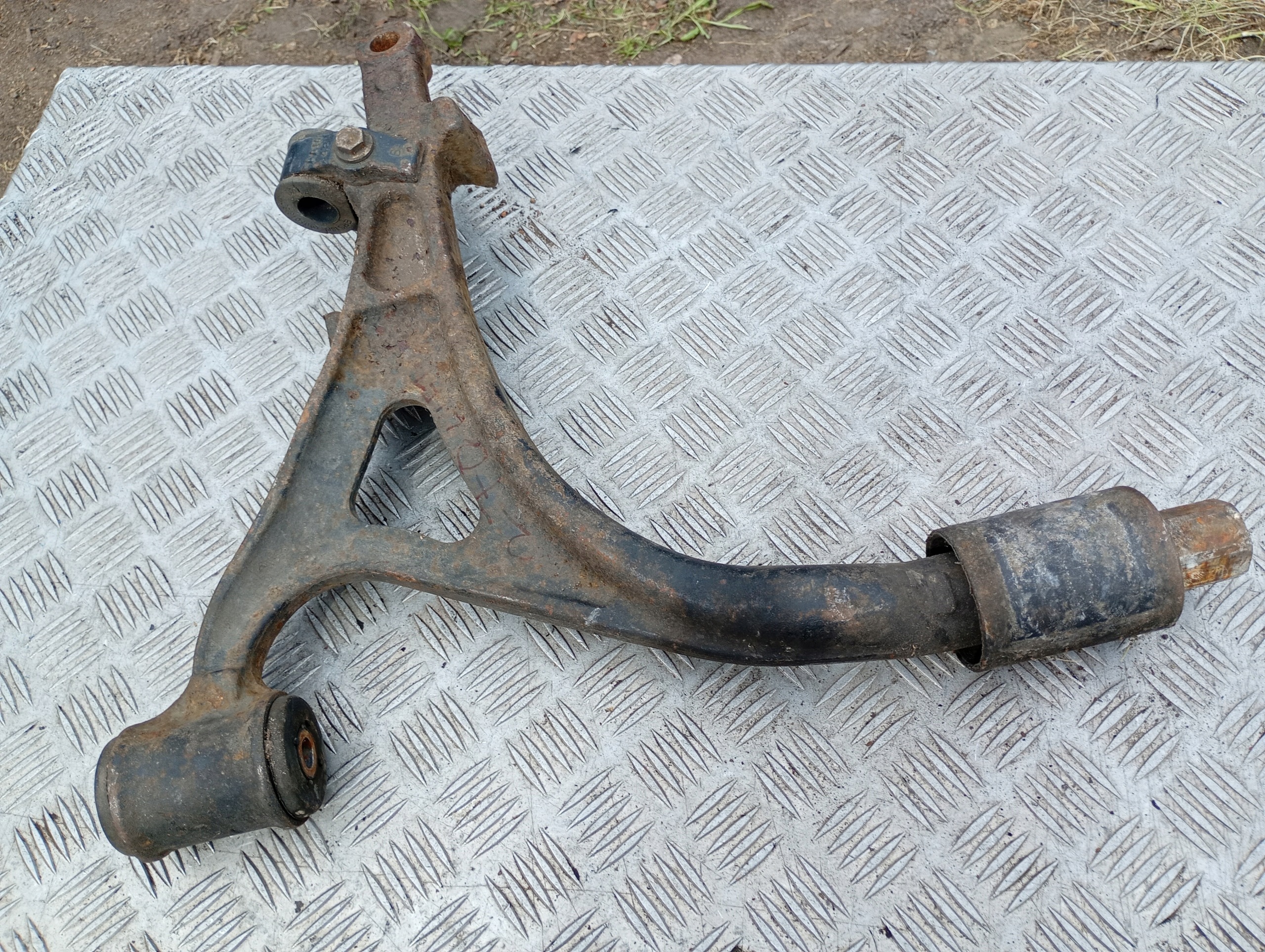 MERCEDES W163 Querlenker links vorne