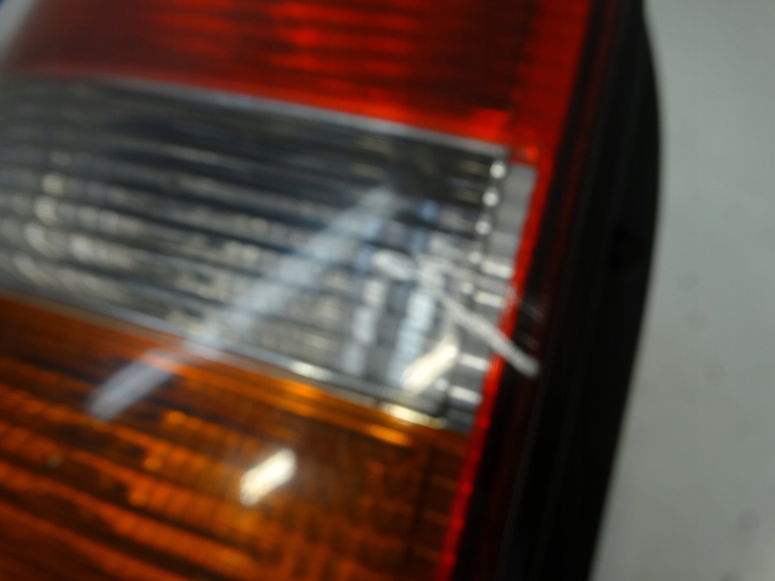 light left rear part VOLKSWAGEN TRANSPORTER T5 CARAVELLE 7H0945095G