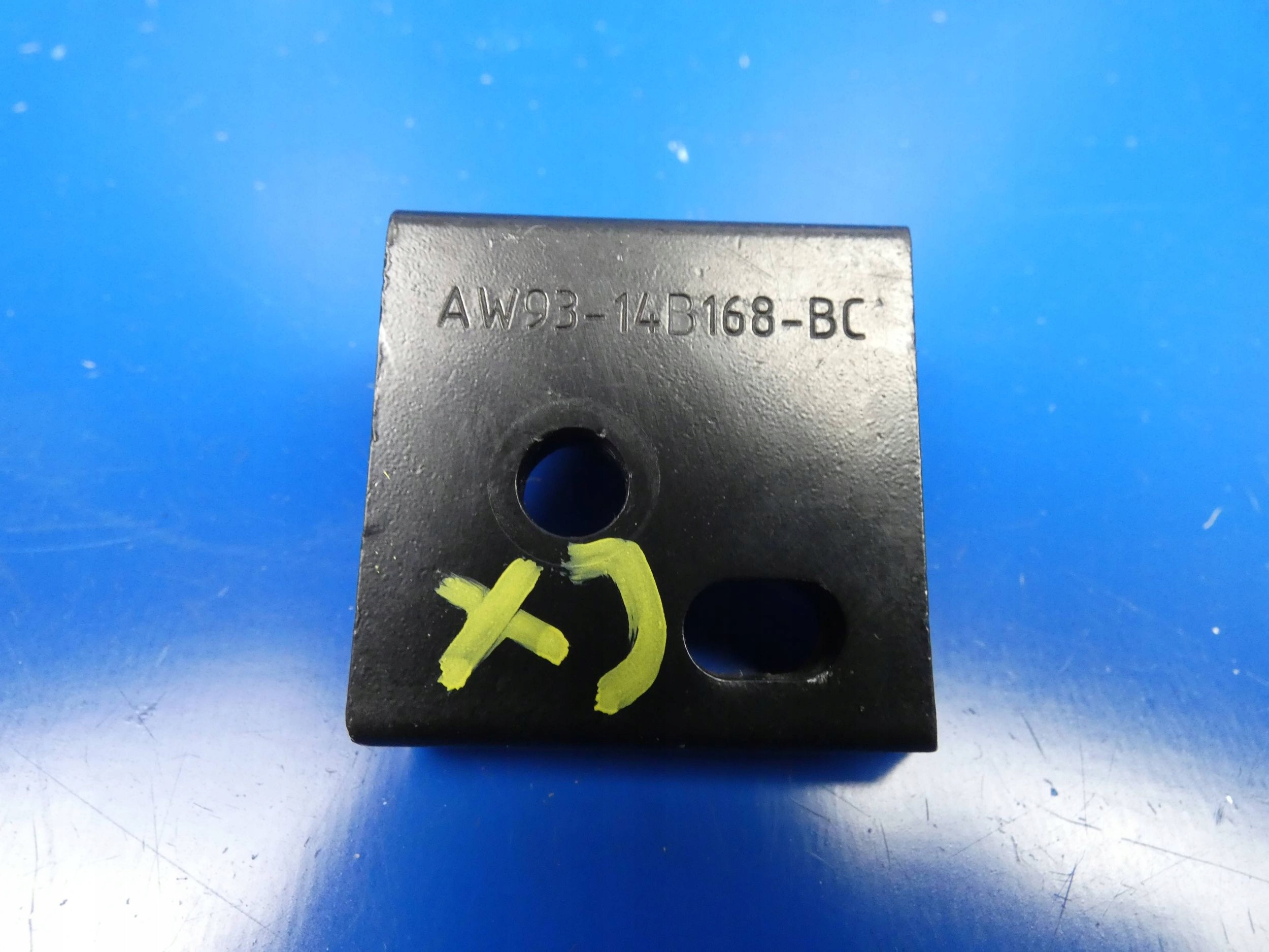 JAGUAR XJ X351 Console Support plaque