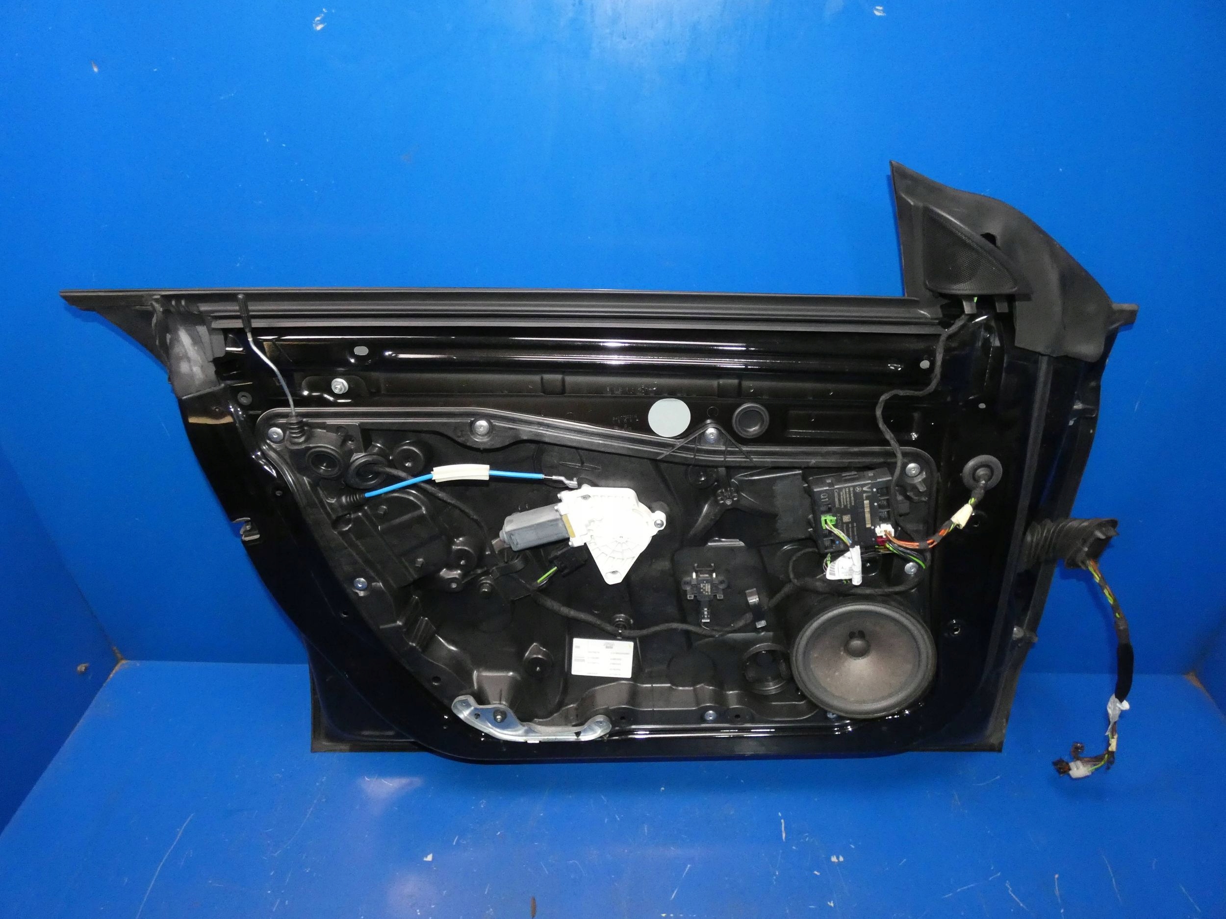 MERCEDES CLA W117 door left front front complete as for FOTO