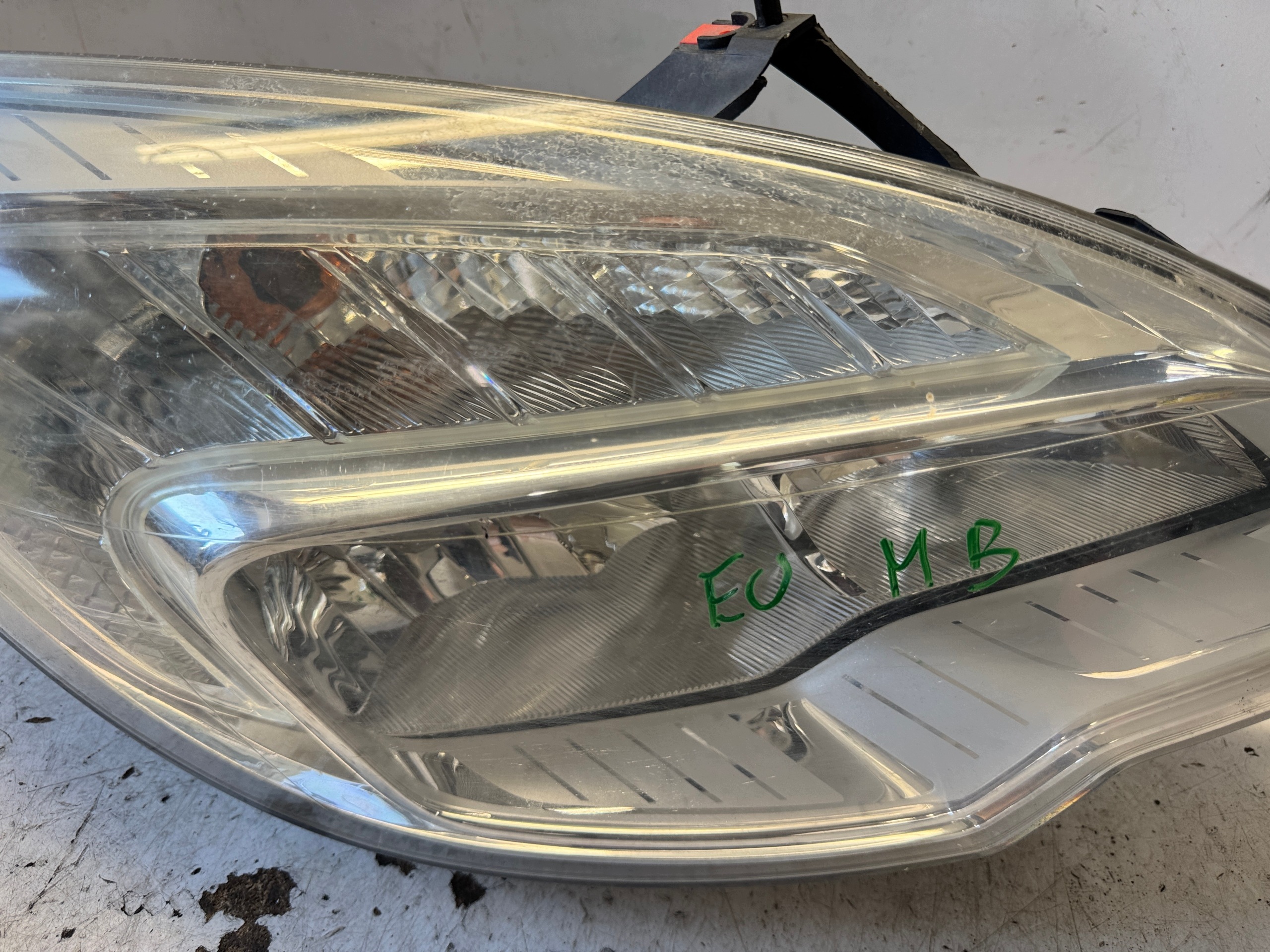OPEL MERIVA B REFLEKTOR right front light right normal 13253630 EUROPA