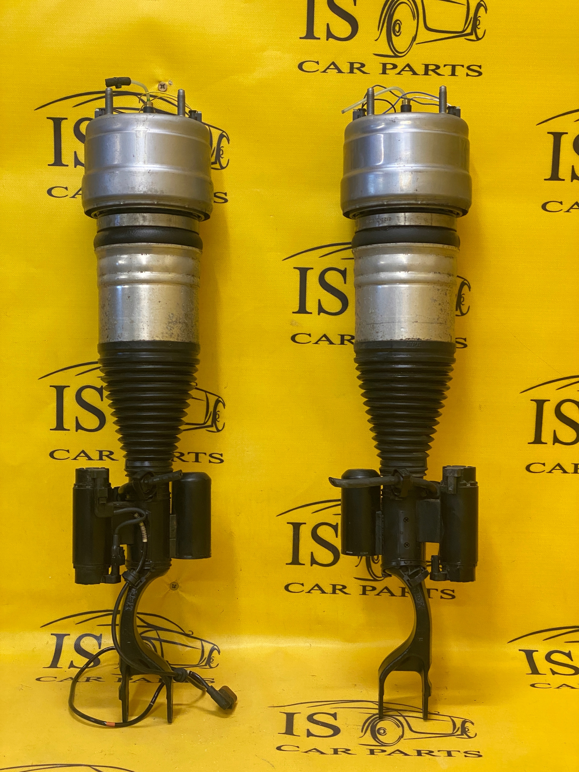 A2133200701 A2573201901 - Подушка амортизатора MERCEDES CLS w257 ліва