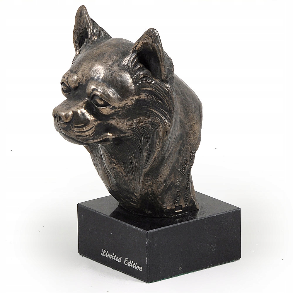 Chihuahua dlhosrstá figúrka psa, soška, socha, socha, trofej, odmena