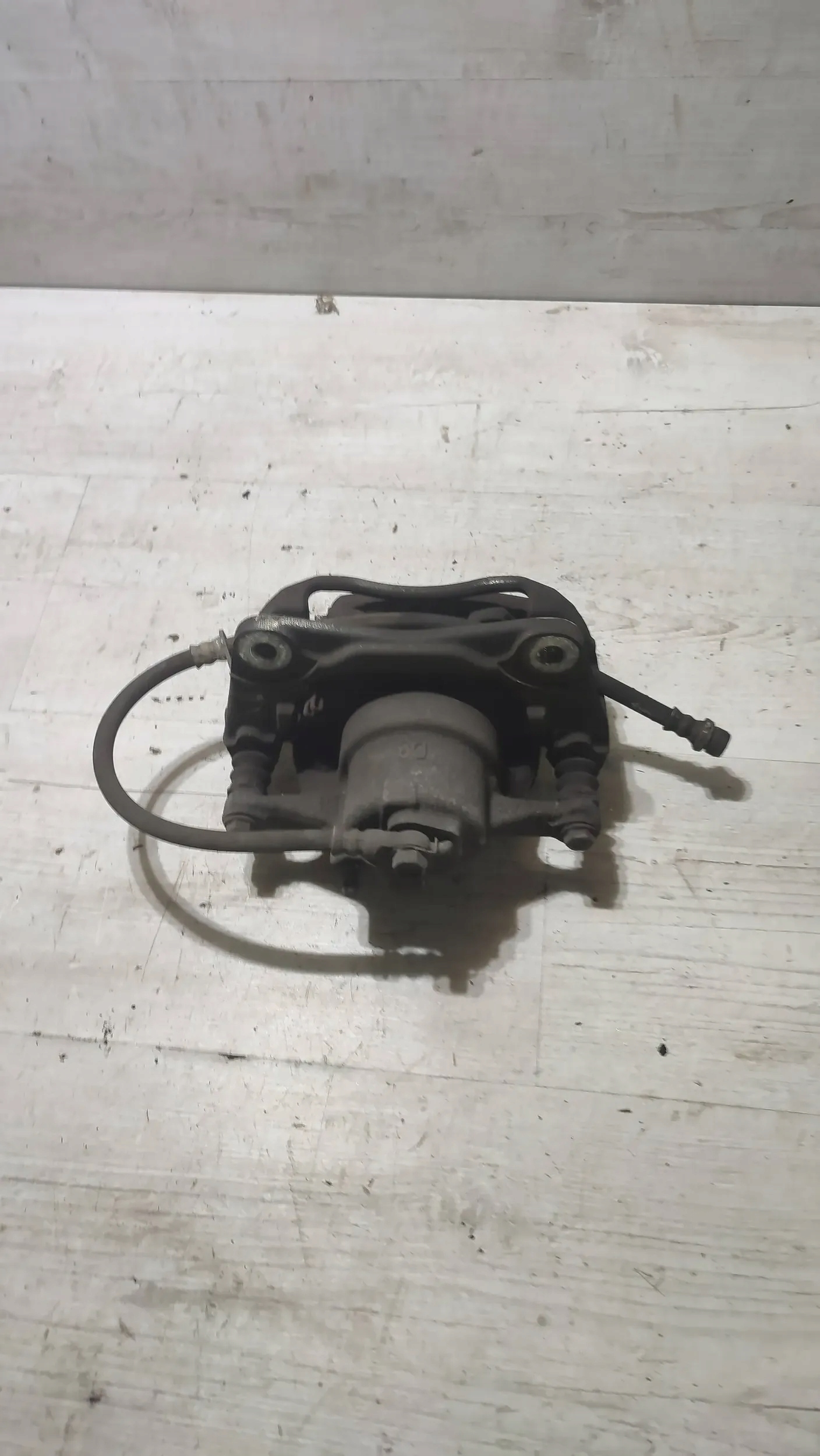 Toyota C-HR and 1.2 19r caliper right front
