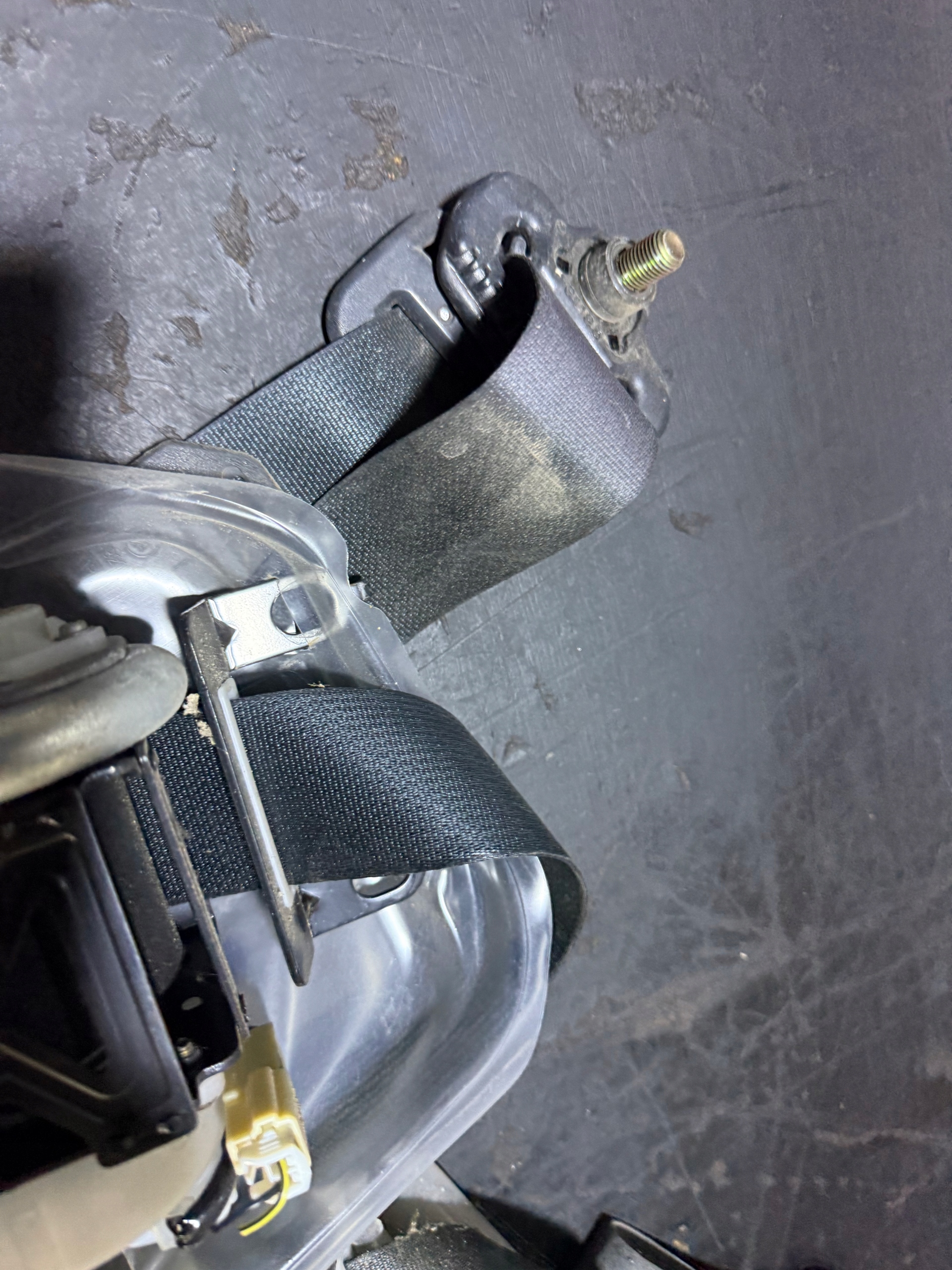 mazda RX8 ремень безопасности передний левый