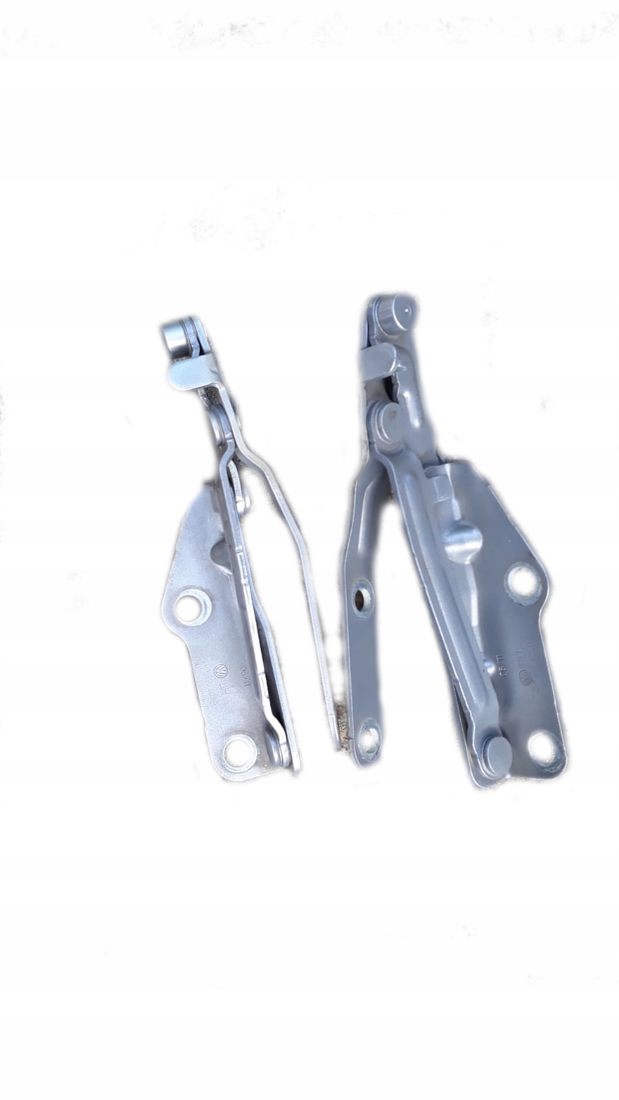 8V0823823F - AUDI A4 B9 8W0823301E 8W0823302E петли капота