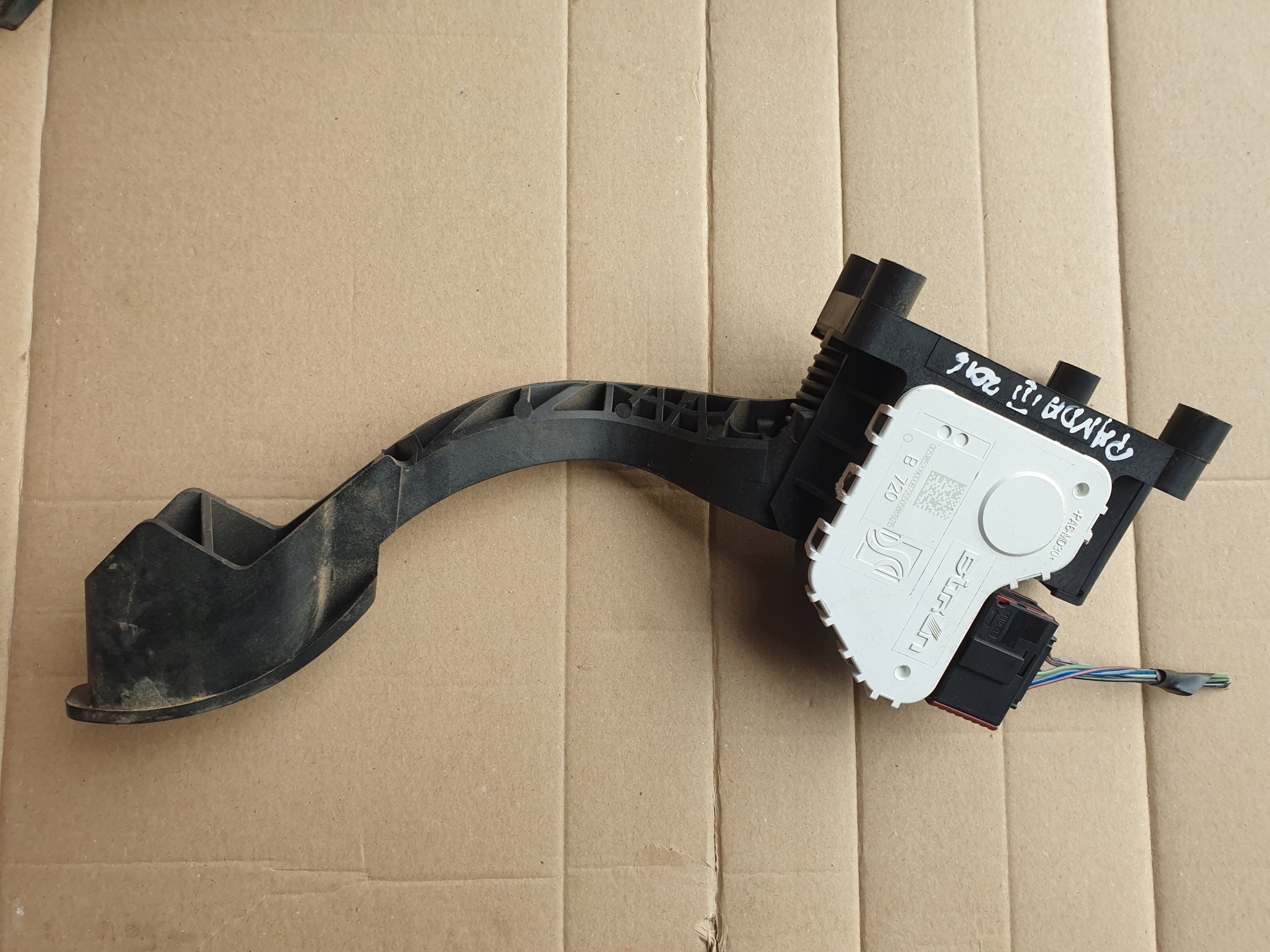 Gaspedal FIAT PANDA III 3 2012- 51852090