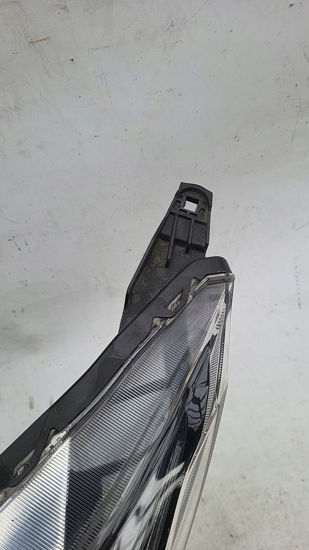 MITSUBISHI ECLIPSE CROSS 18- light left front front FULL LED