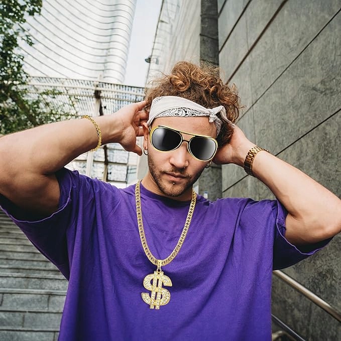 STRÓJ PRZEBRANIE LATA 90 GANGSTER ZŁOTY ŁAŃCUCH BRANSOLETA SYGNET OKULARY Model MATERIAŁ STOP STALI, NIE ZŁOTO