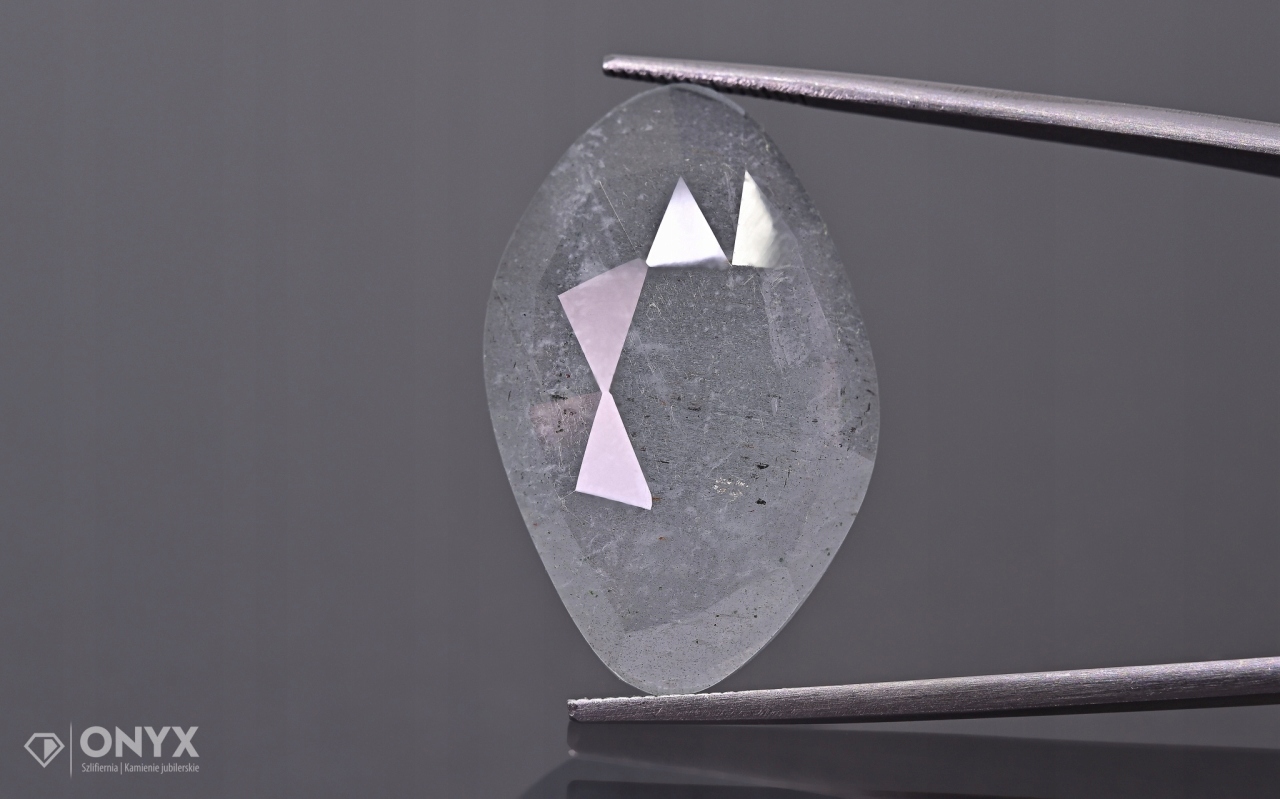 Akvamarín fasetovaná nepravidelná rozeta 28,5x18,5