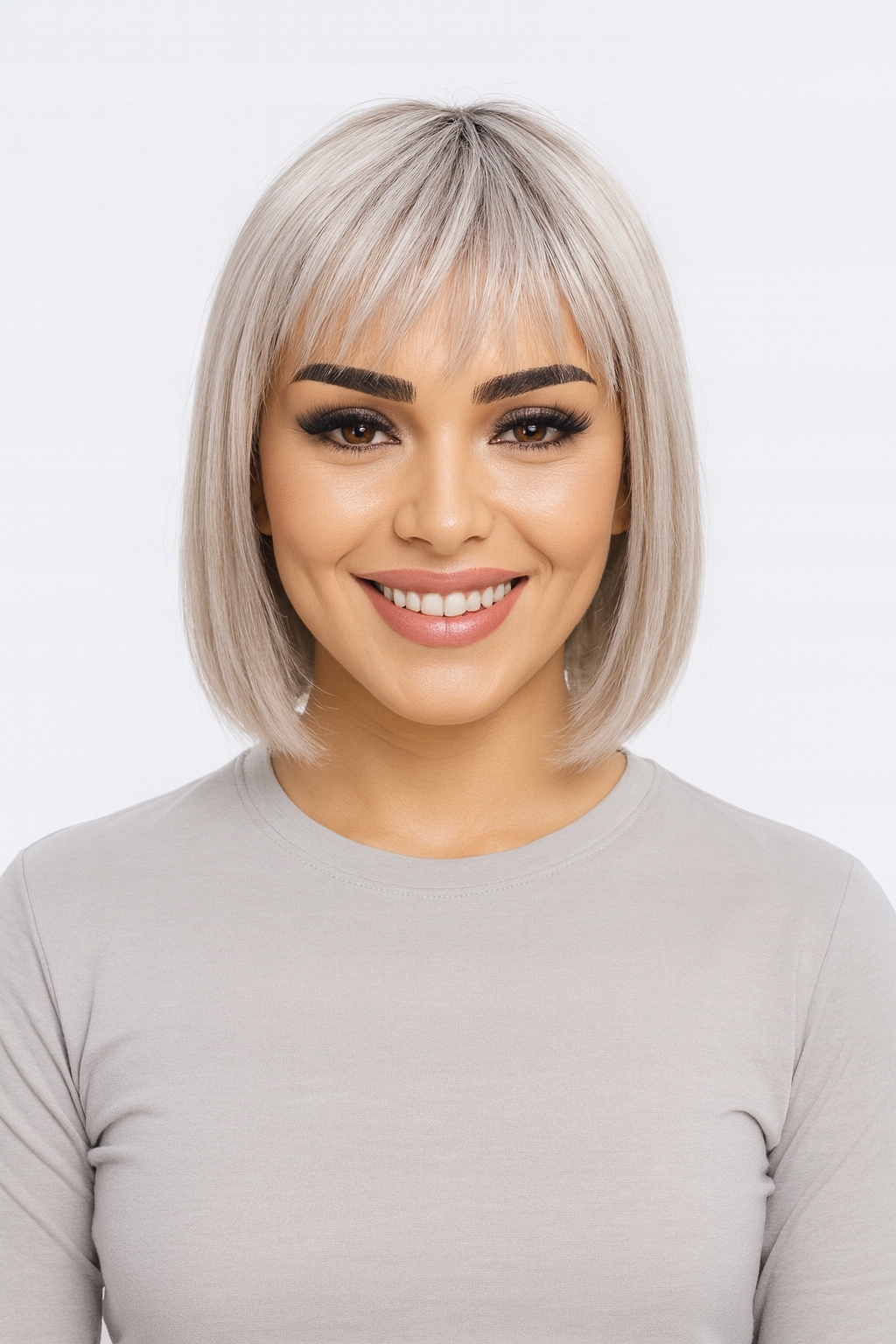 Paruka bob s ofinou Cleo silverblonde rooted-E.Wille