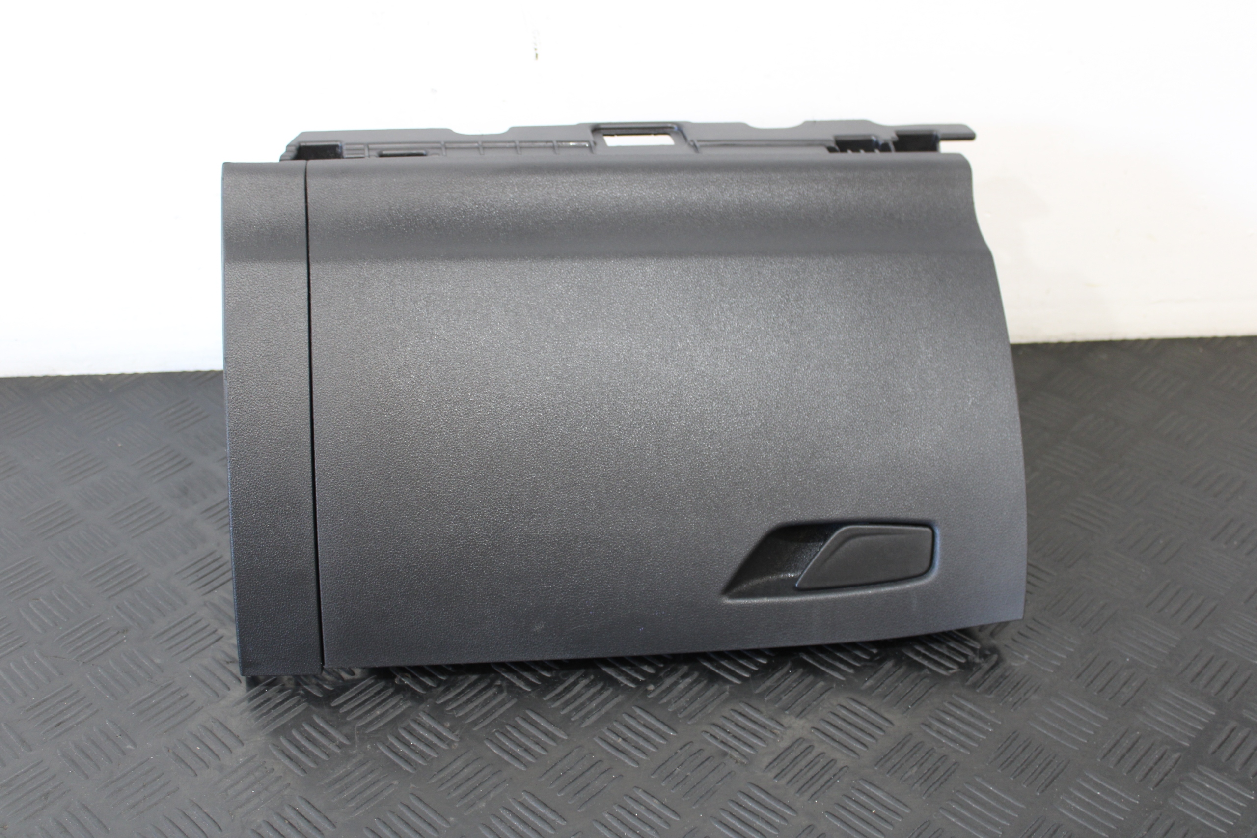 passenger compartment consoles 5E4857103 SKODA OCTAVIA IV 4 5E3 5E7