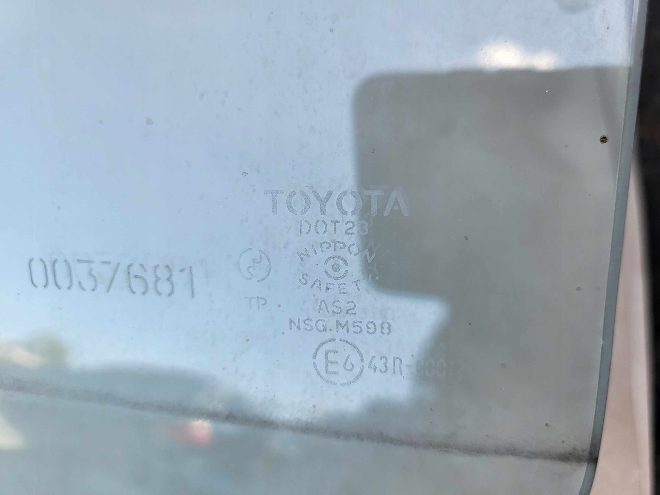 window side Z door left front TOYOTA CELICA COUPE T230 OE