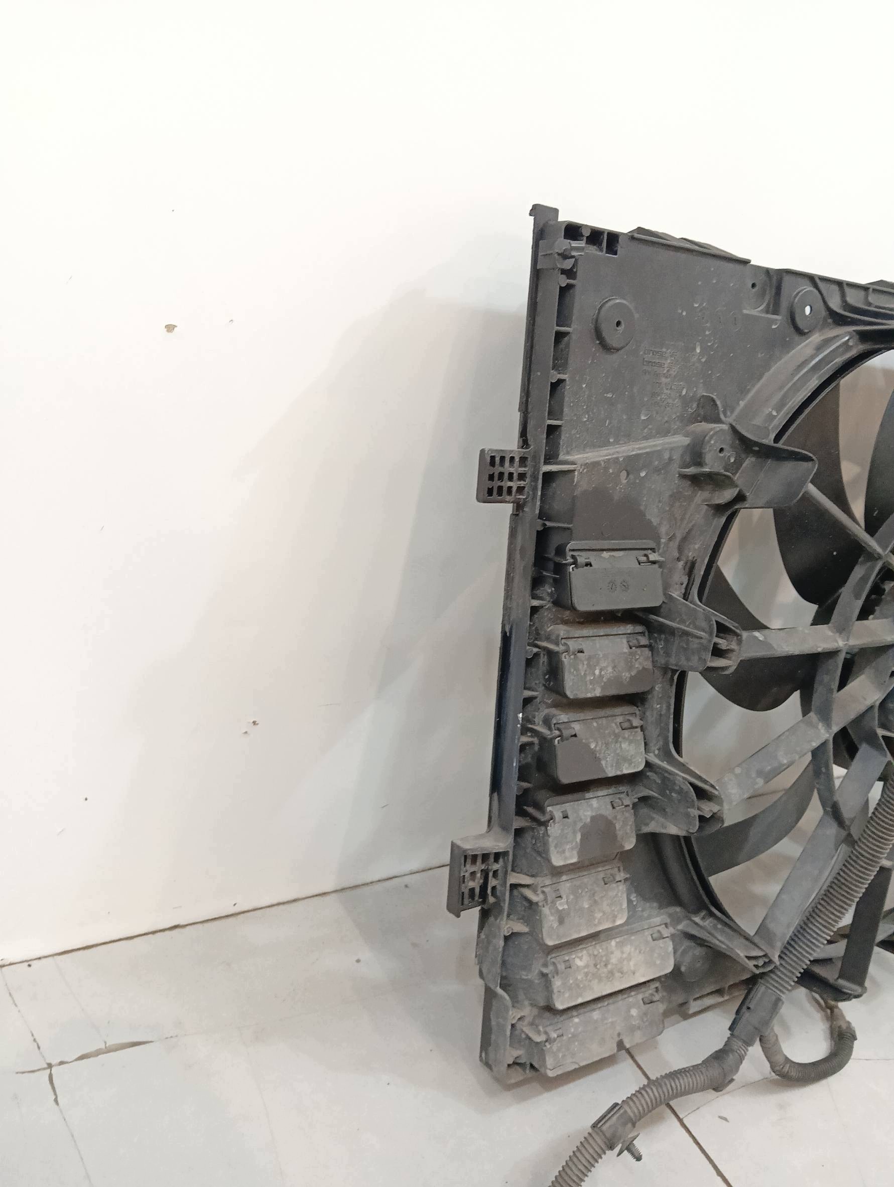 ventilátor chladiče 4.8 V8 7P 7P5121203 Porsche Cayenne II (2010-2017)