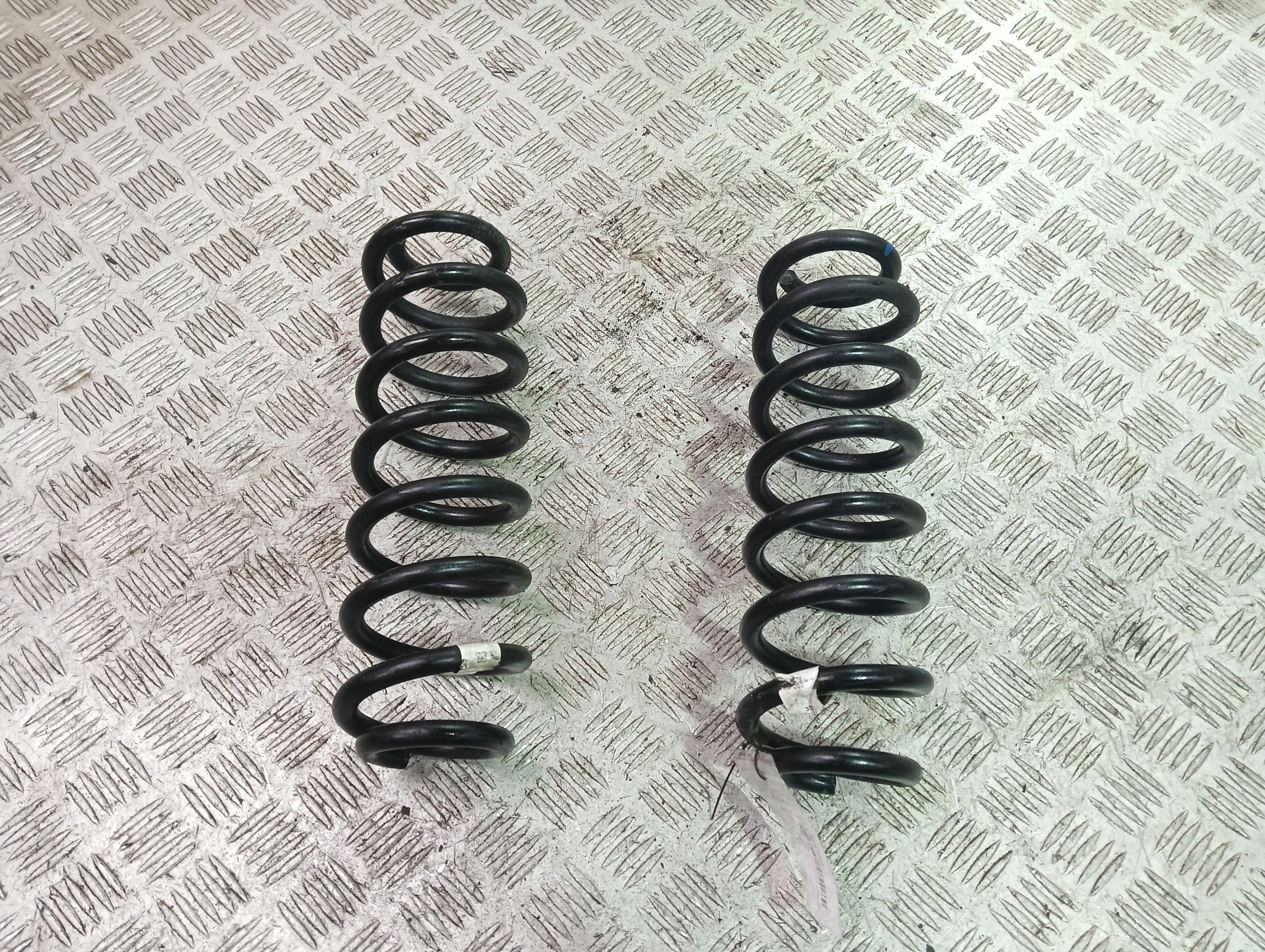 springs springing rear part AUDI Q3 II F3 83A (2018-)