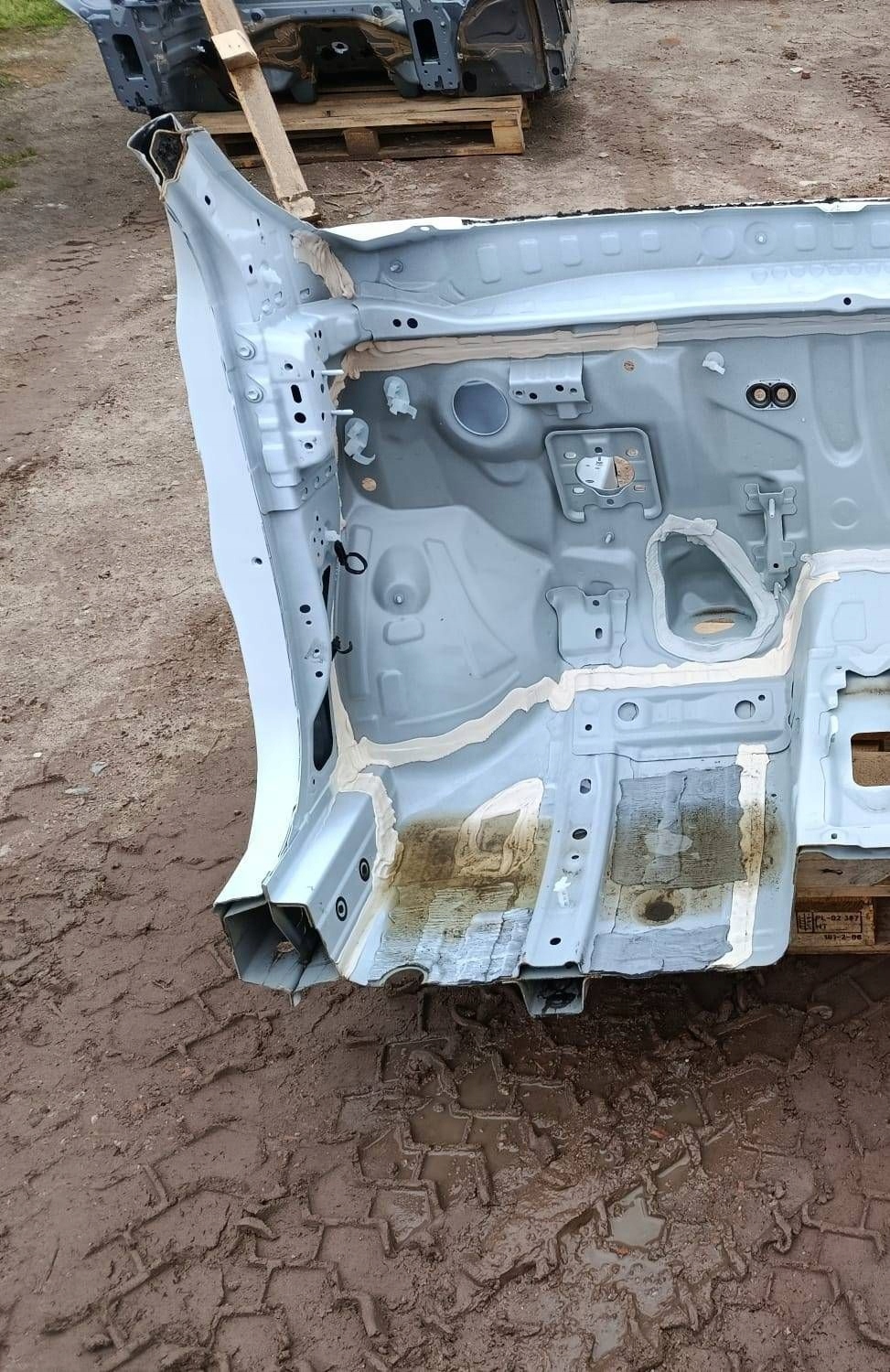 quarter bodywork front side left Mazda 2 2024r 089